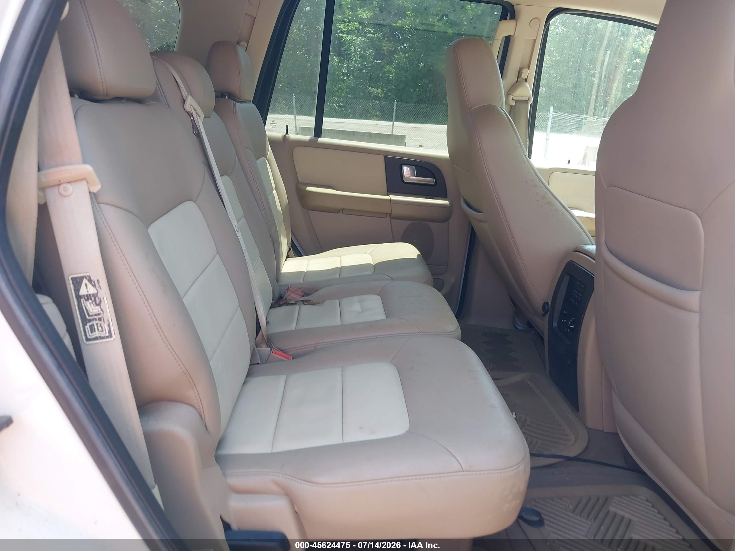 2003 Ford Expedition Eddie Bauer White vin: 1FMRU17W13LB81362