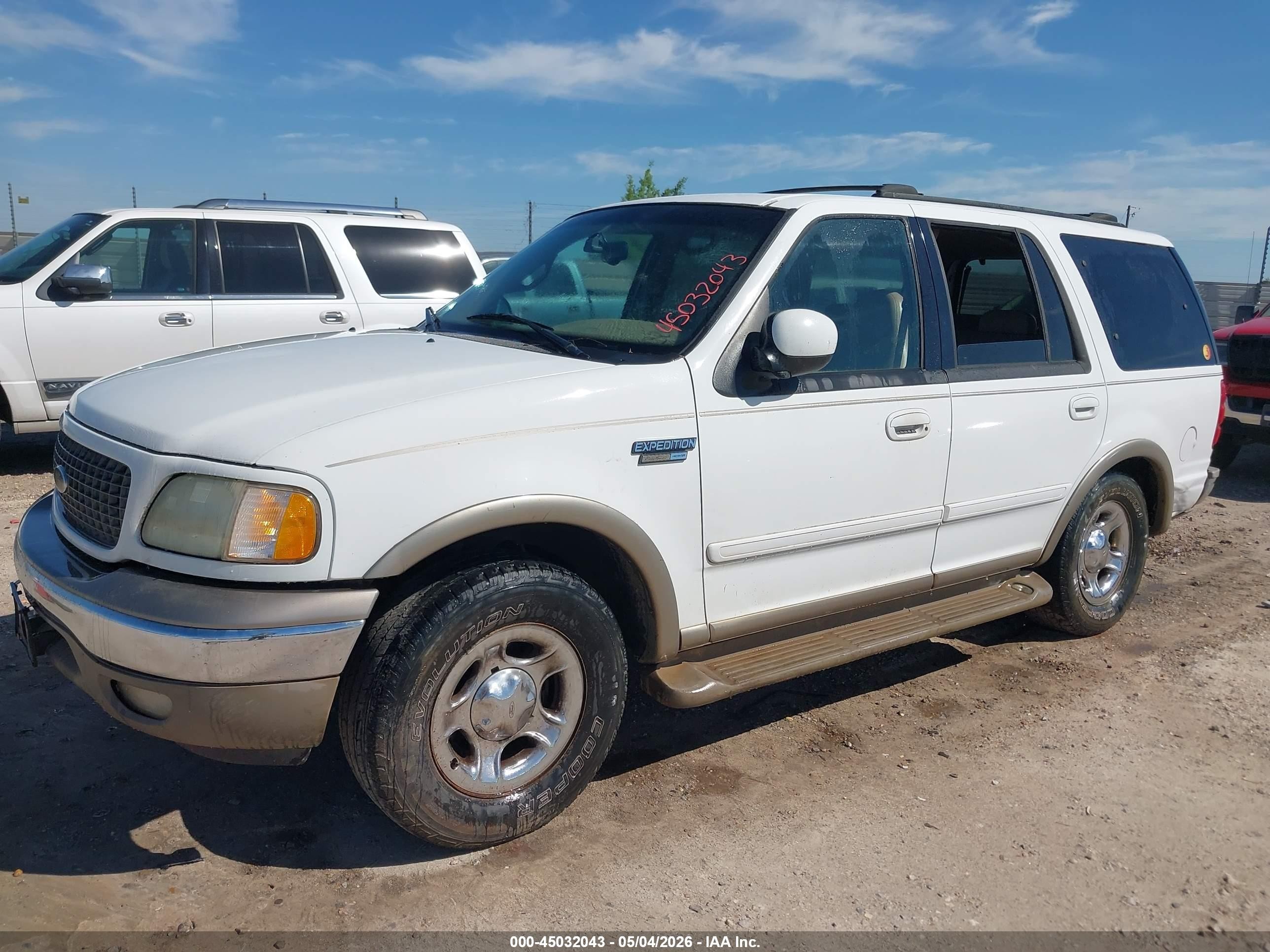 2002 Ford Expedition Eddie Bauer White vin: 1FMRU17W52LA81215