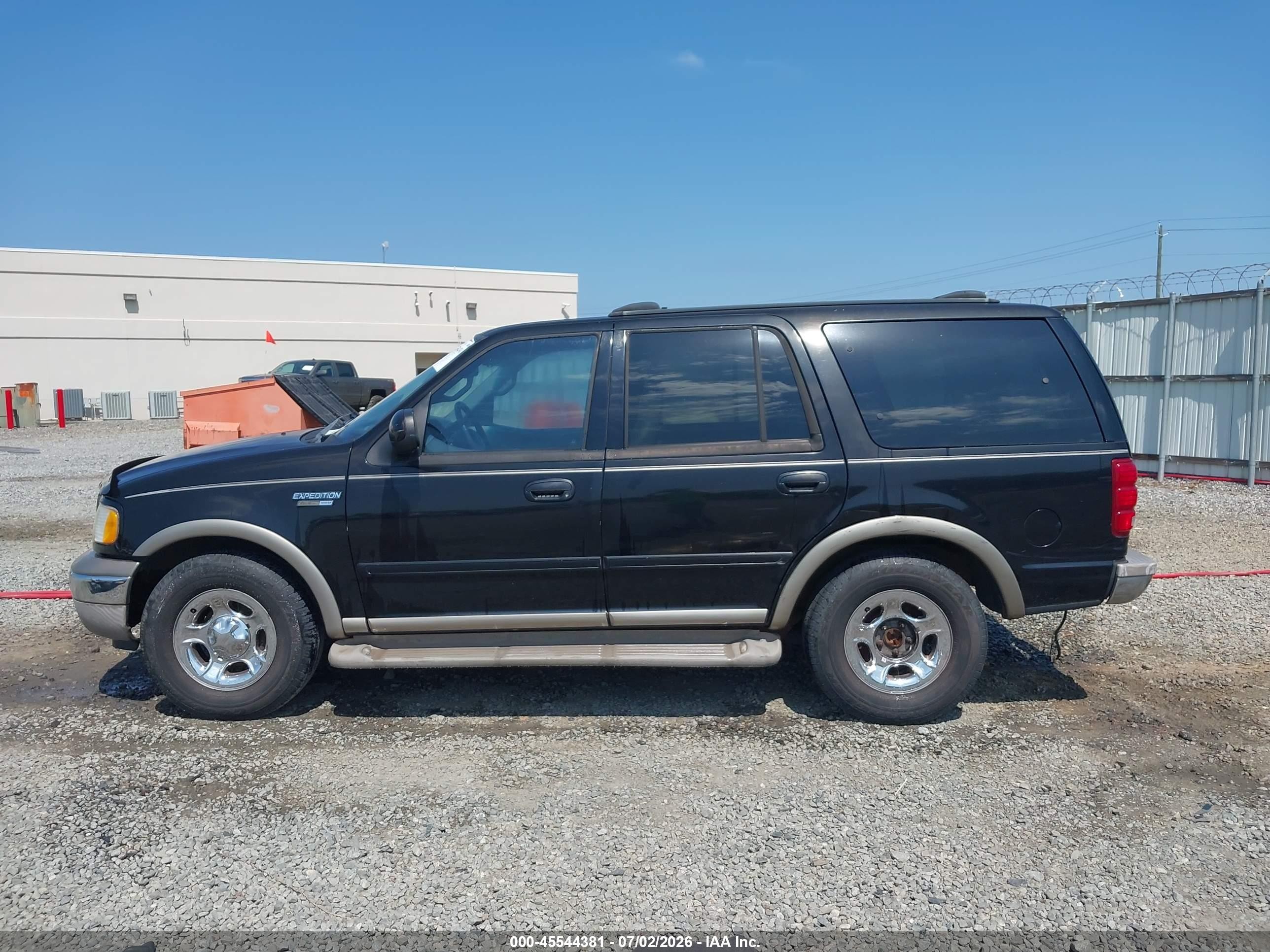 2002 Ford Expedition Eddie Bauer Черный vin: 1FMRU17W62LA83281