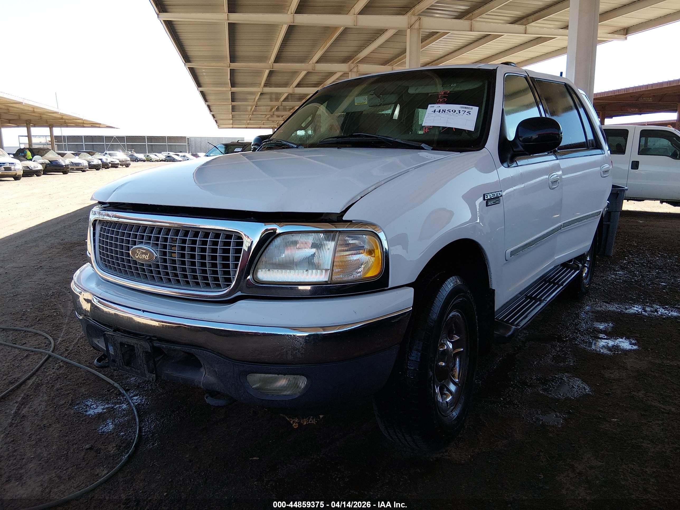1999 Ford Expedition Xlt White vin: 1FMRU1864XLB02464