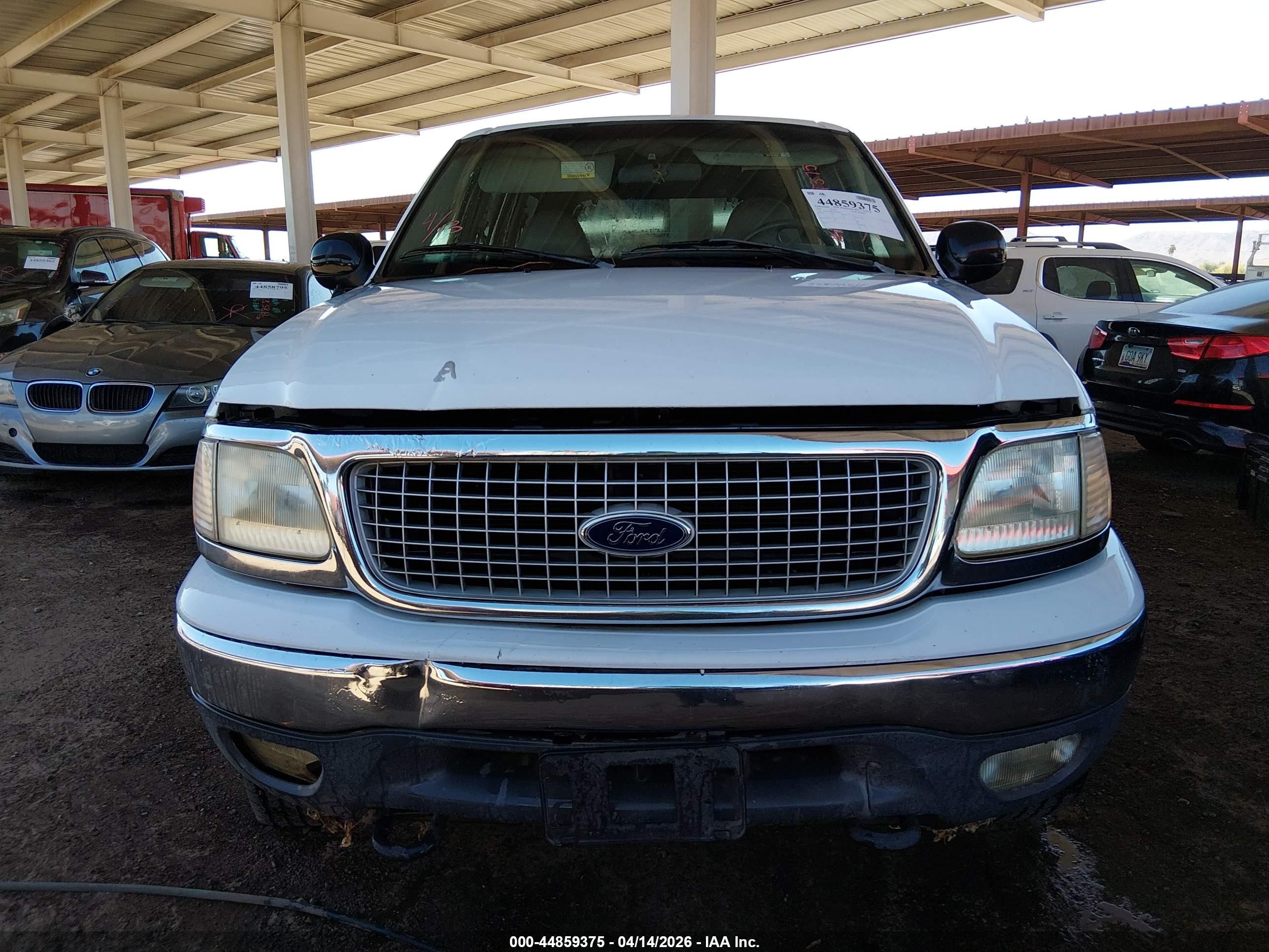 1999 Ford Expedition Xlt White vin: 1FMRU1864XLB02464