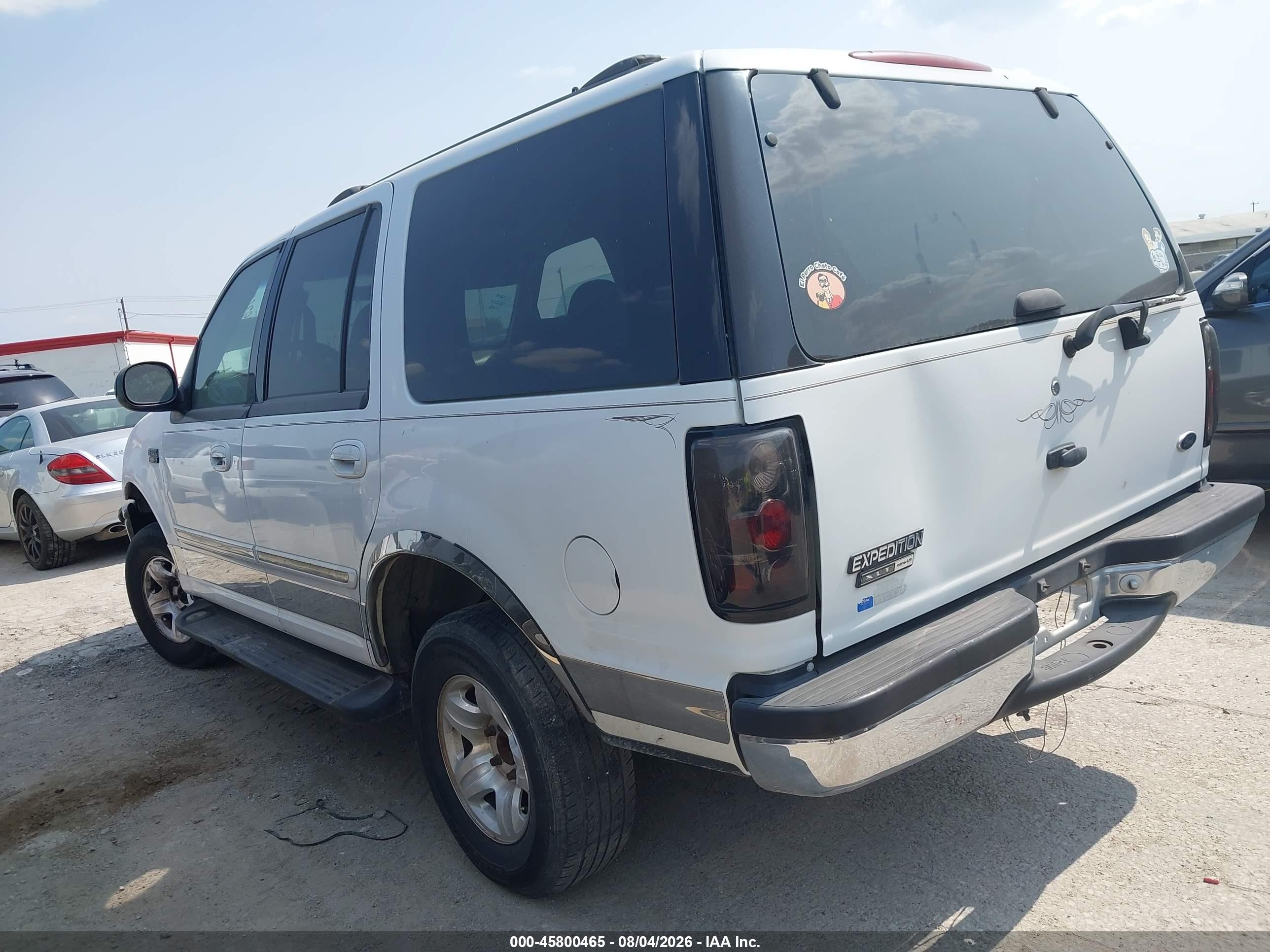 1999 Ford Expedition Xlt White vin: 1FMRU1867XLB99367