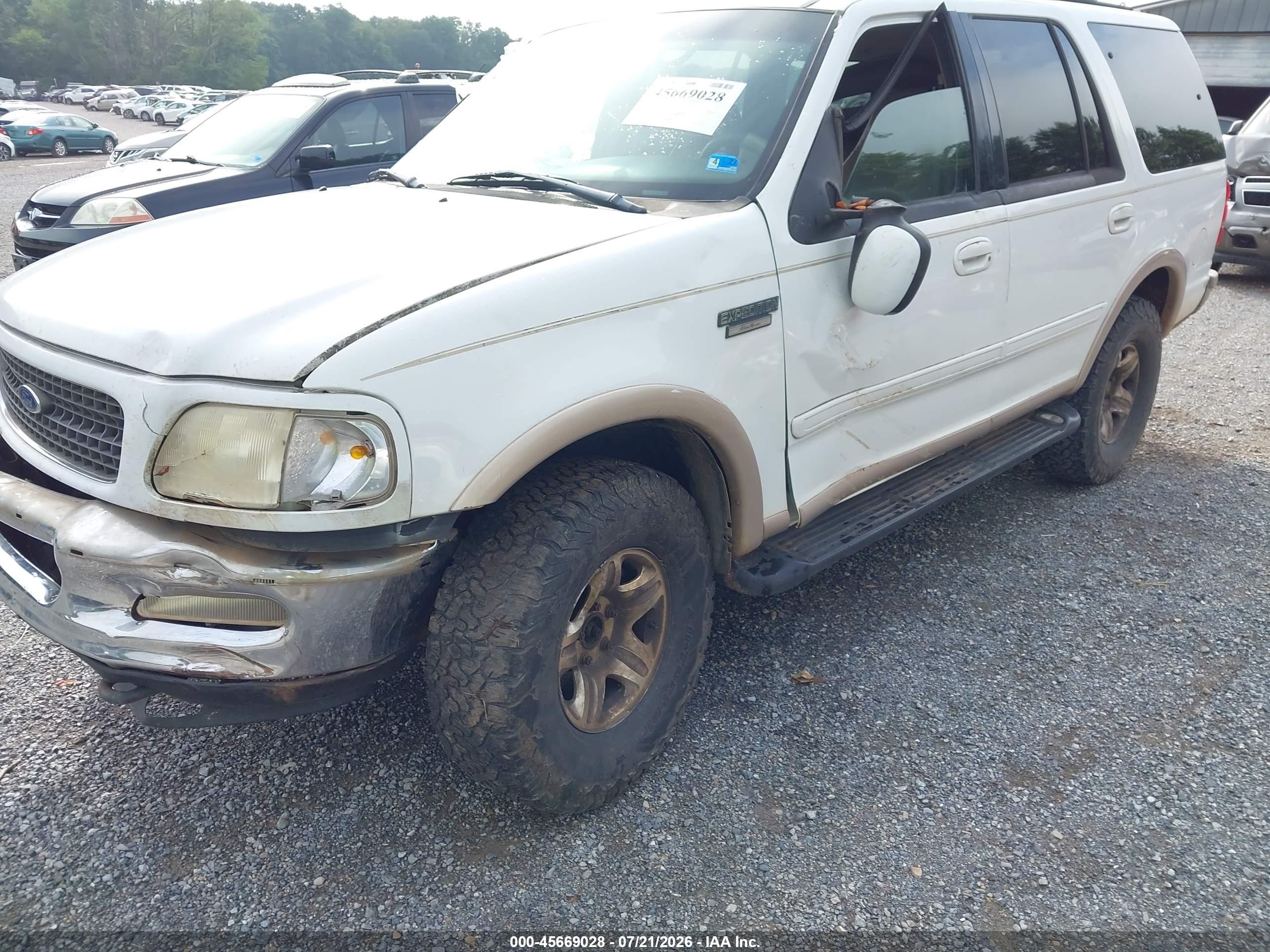 1998 Ford Expedition Eddie Bauer/xlt Белый vin: 1FMRU18W2WLA33725