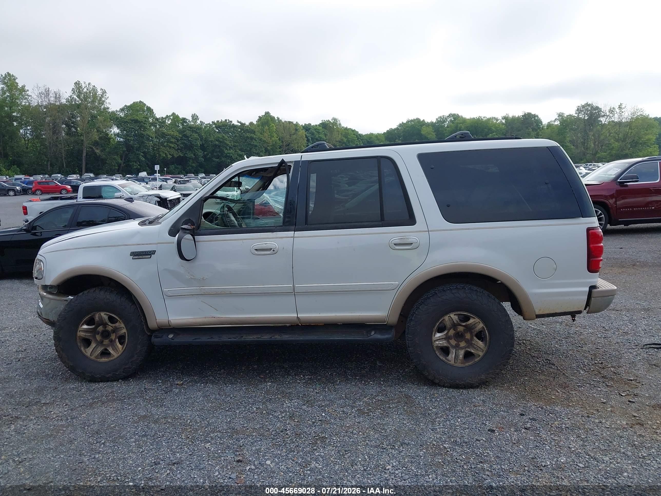 1998 Ford Expedition Eddie Bauer/xlt Белый vin: 1FMRU18W2WLA33725
