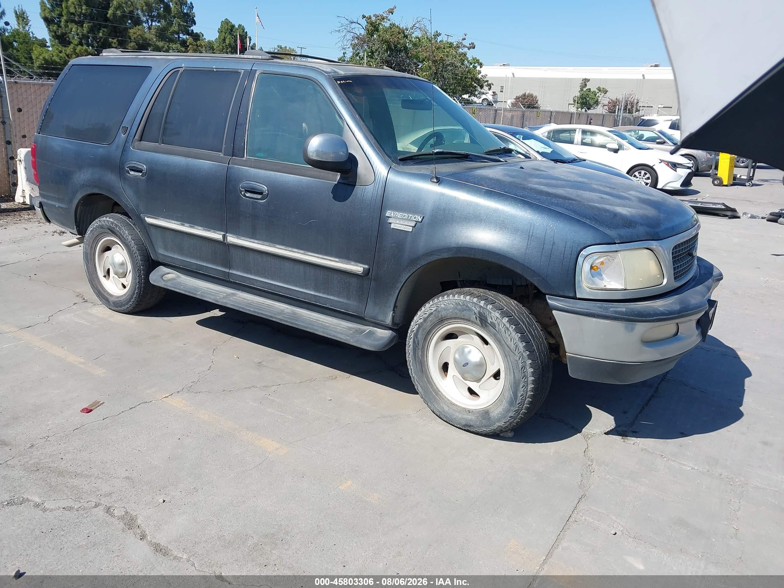 1998 Ford Expedition Eddie Bauer/xlt Черный vin: 1FMRU18W2WLC15070