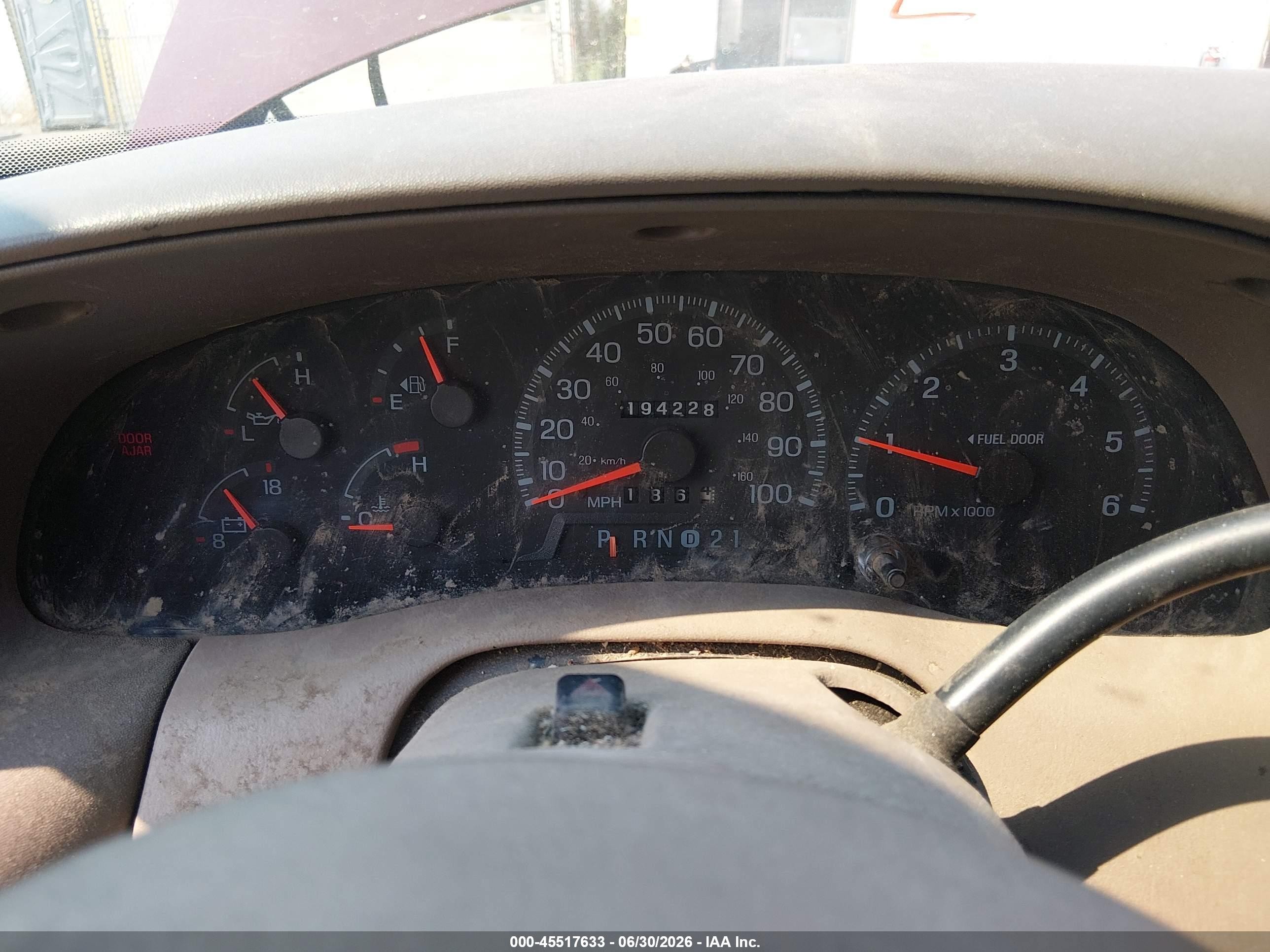 1998 Ford Expedition Eddie Bauer/xlt Purple vin: 1FMRU18W4WLC04314