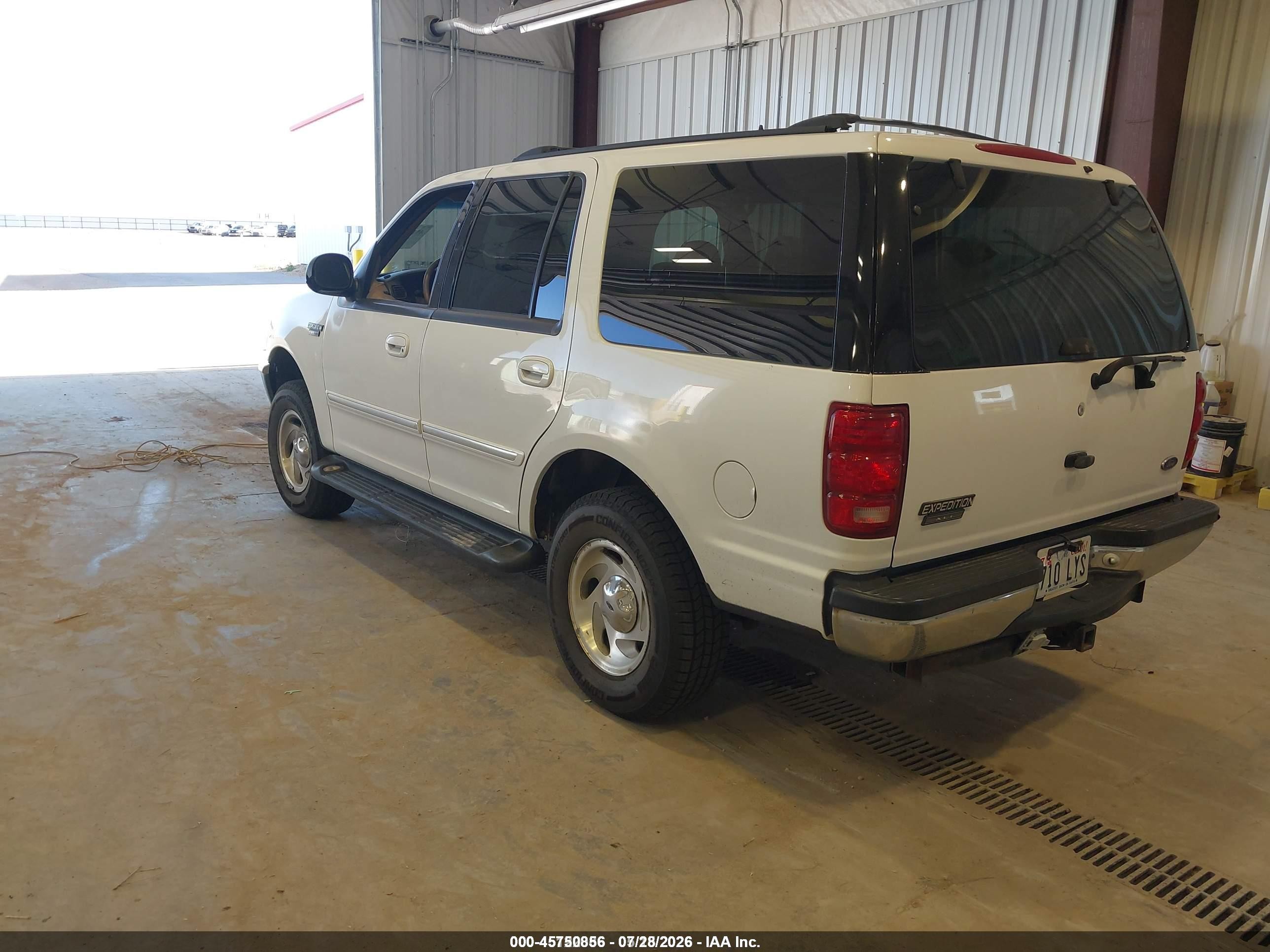 1998 Ford Expedition Eddie Bauer/xlt White vin: 1FMRU18W6WLC34964