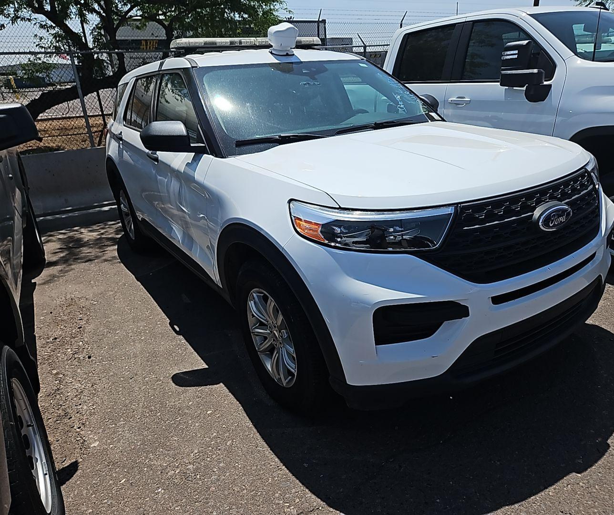 2021 Ford Explorer   vin: 1FMSK7BH3MGB44889