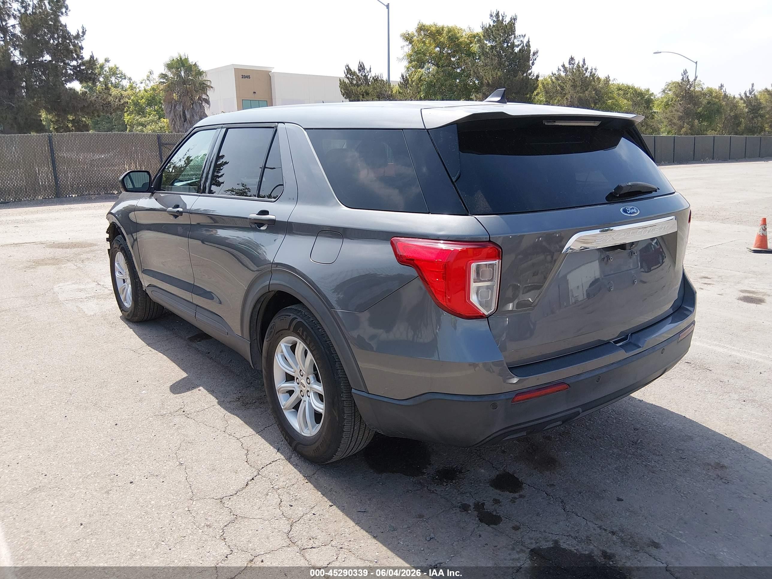 2021 Ford Explorer Серый vin: 1FMSK7BH4MGA63058