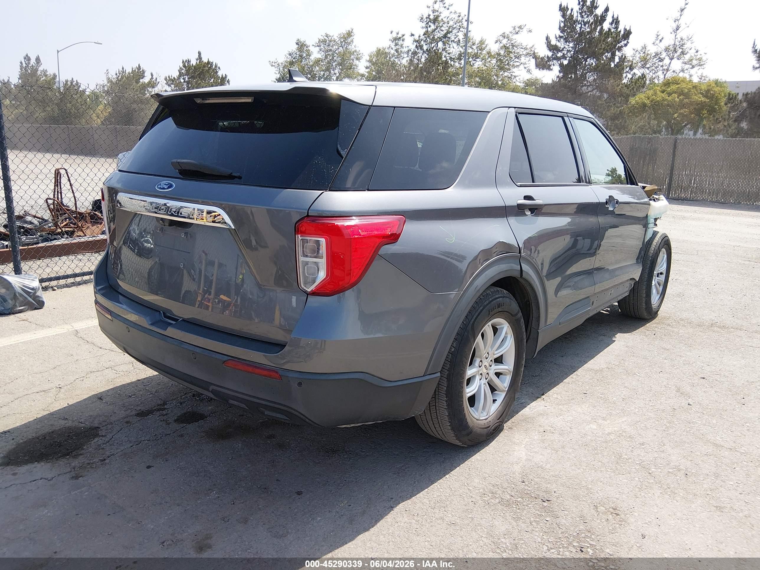 2021 Ford Explorer Серый vin: 1FMSK7BH4MGA63058