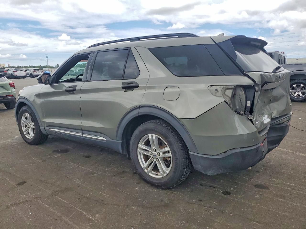 2020 Ford Explorer Xlt Green vin: 1FMSK7DH0LGB14549