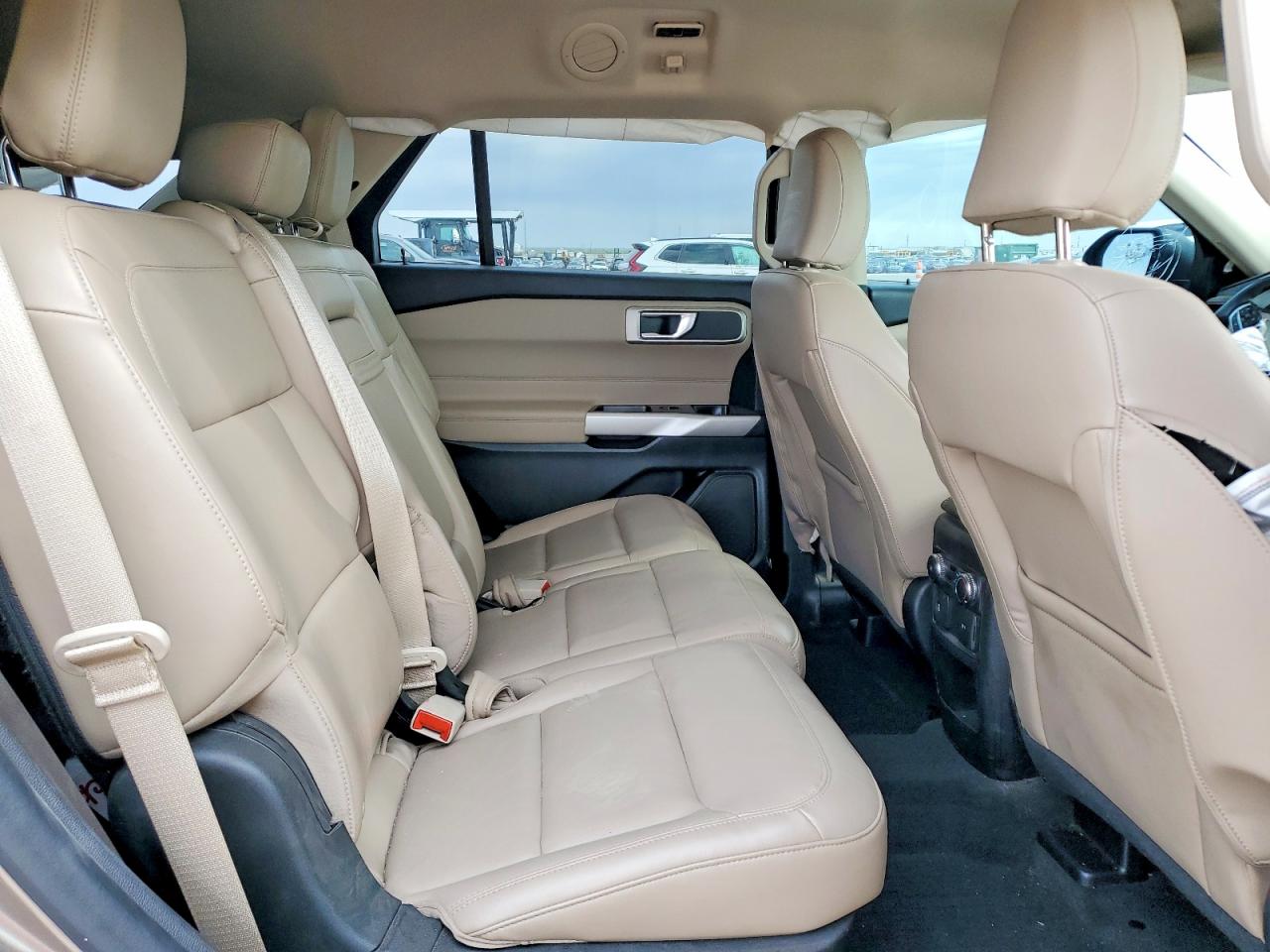 2021 Ford Explorer Xlt Brown vin: 1FMSK7DH0MGA71140