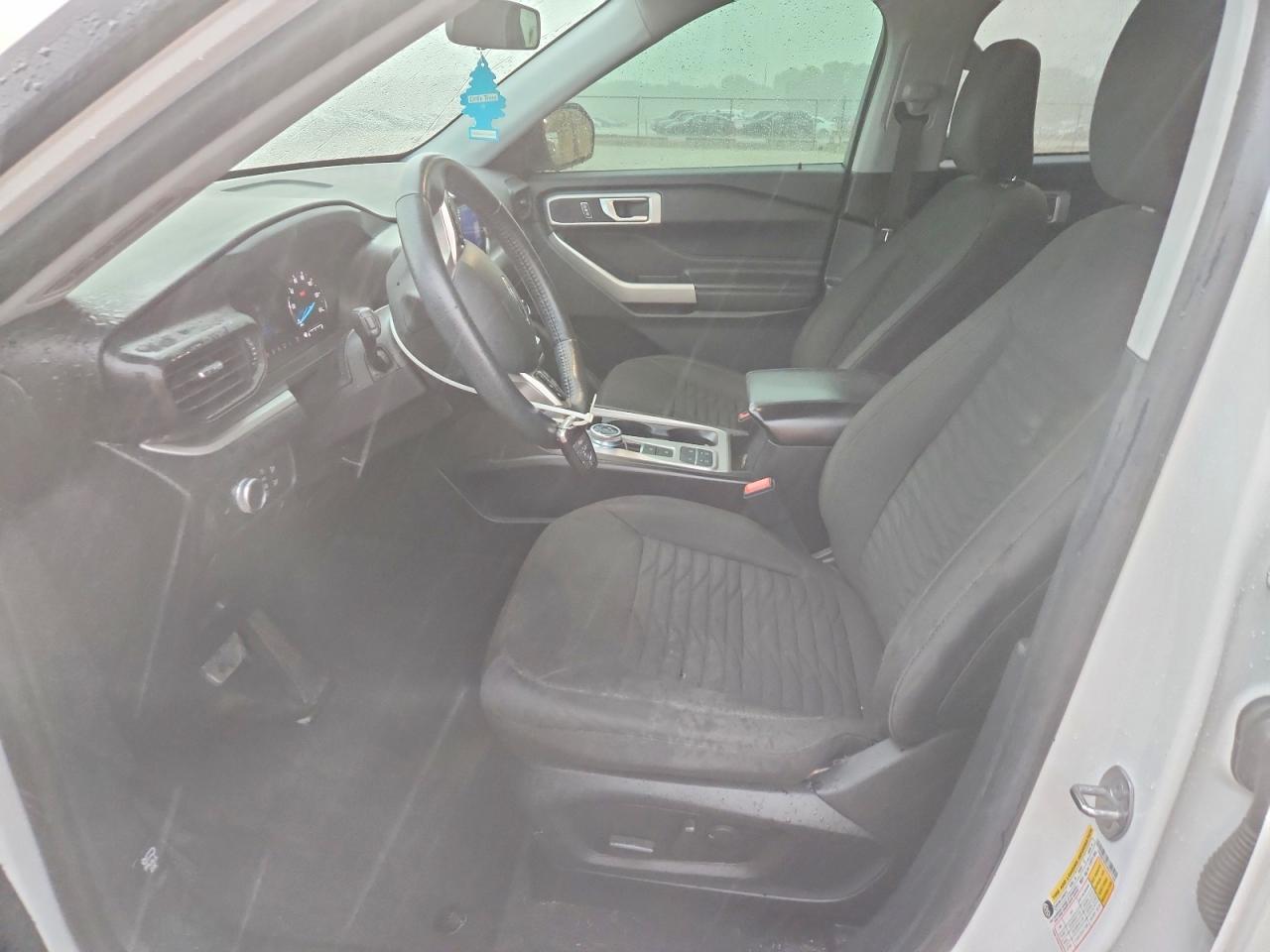 2021 Ford Explorer Xlt White vin: 1FMSK7DH1MGA77190