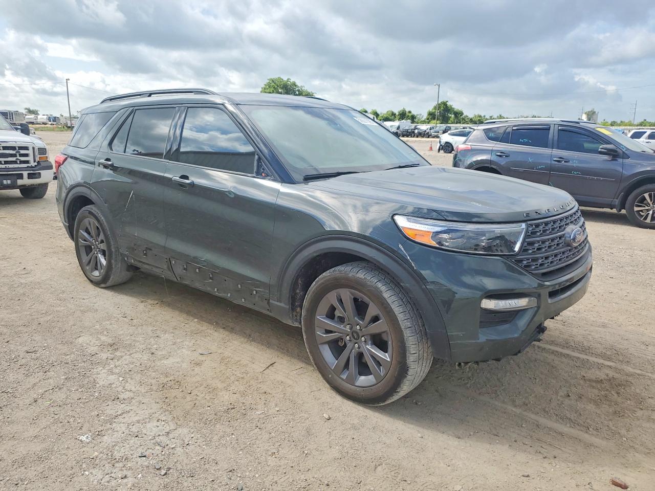 2024 Ford Explorer Xlt Черный vin: 1FMSK7DH1RGA38882
