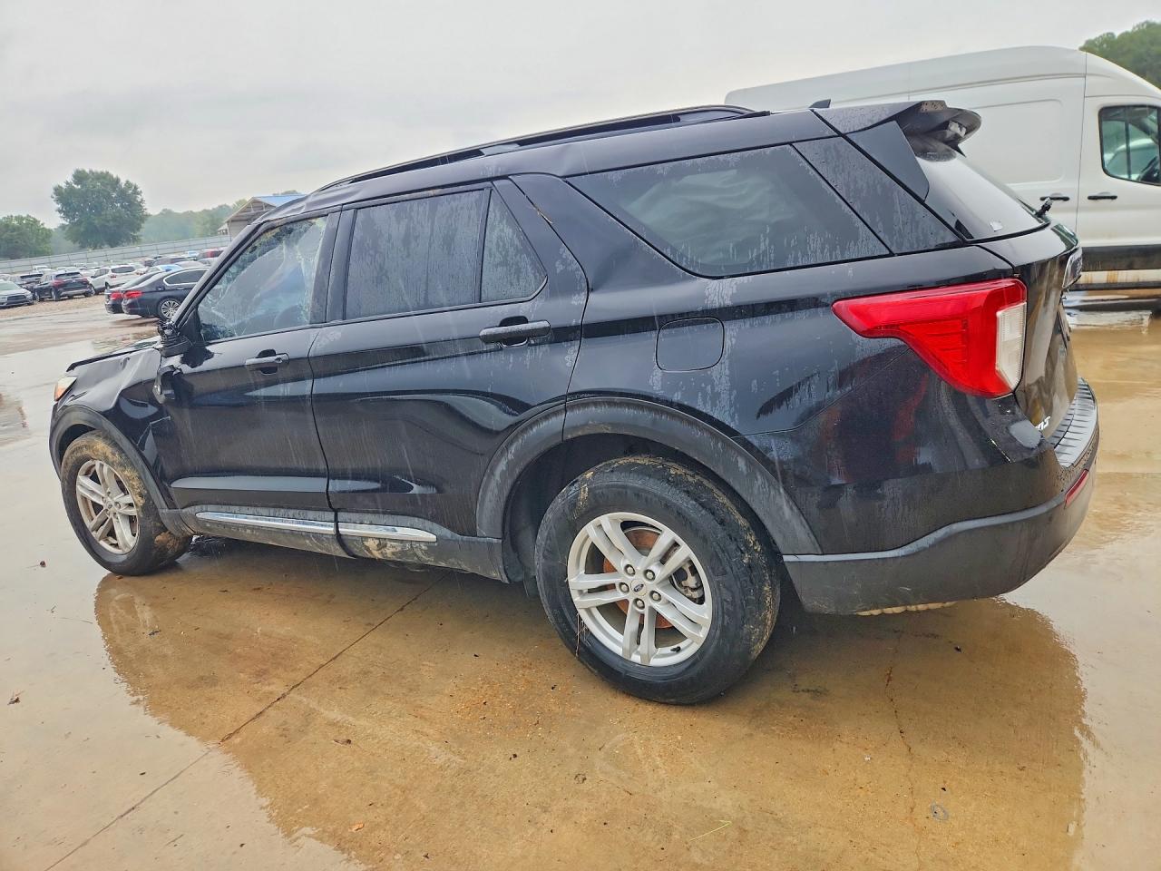 2020 Ford Explorer Xlt Black vin: 1FMSK7DH2LGC74464
