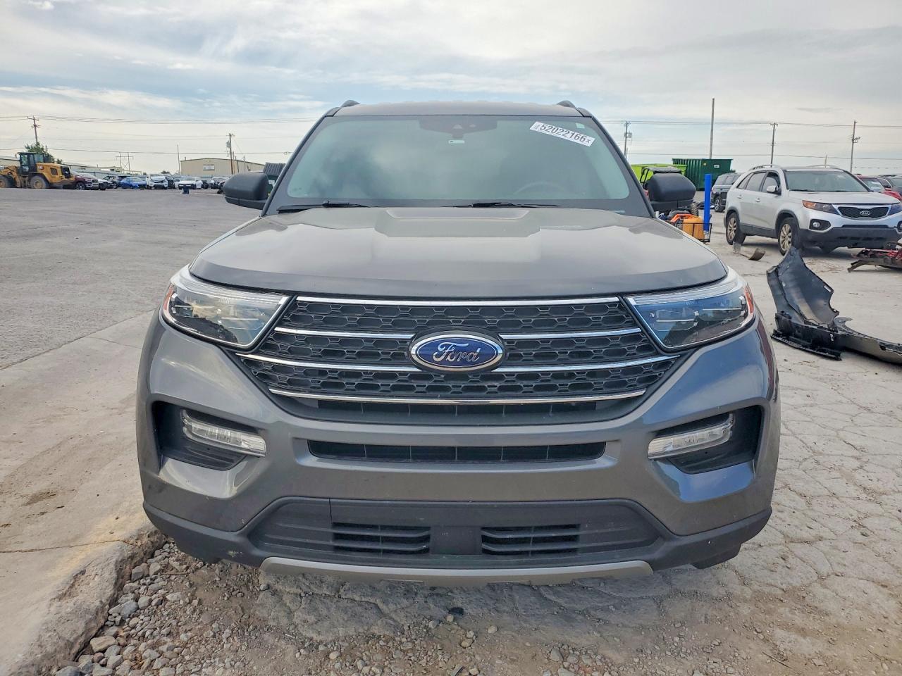 2021 Ford Explorer Xlt Gray vin: 1FMSK7DH3MGA50105