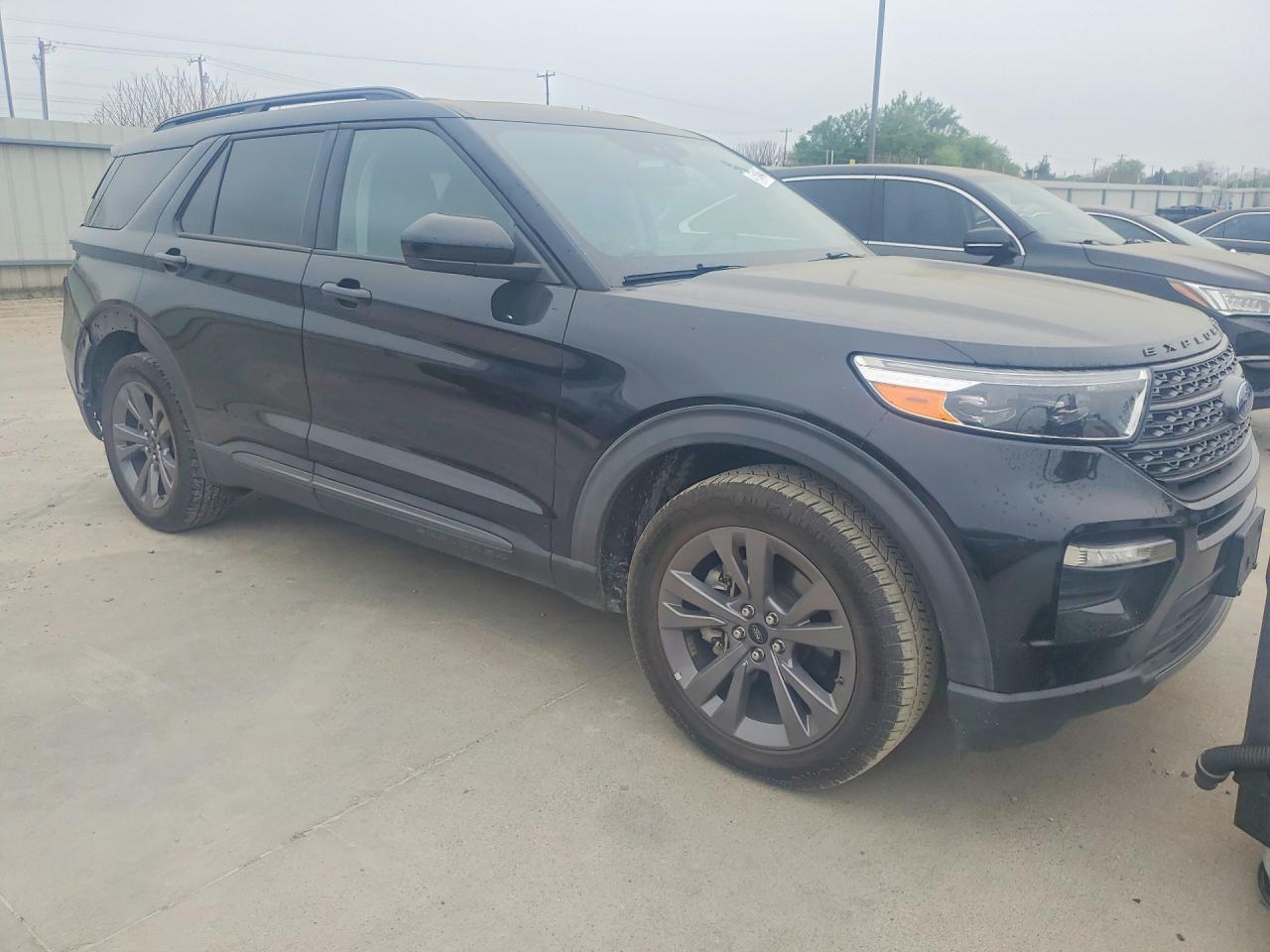 2022 Ford Explorer Xlt Black vin: 1FMSK7DH3NGB42364