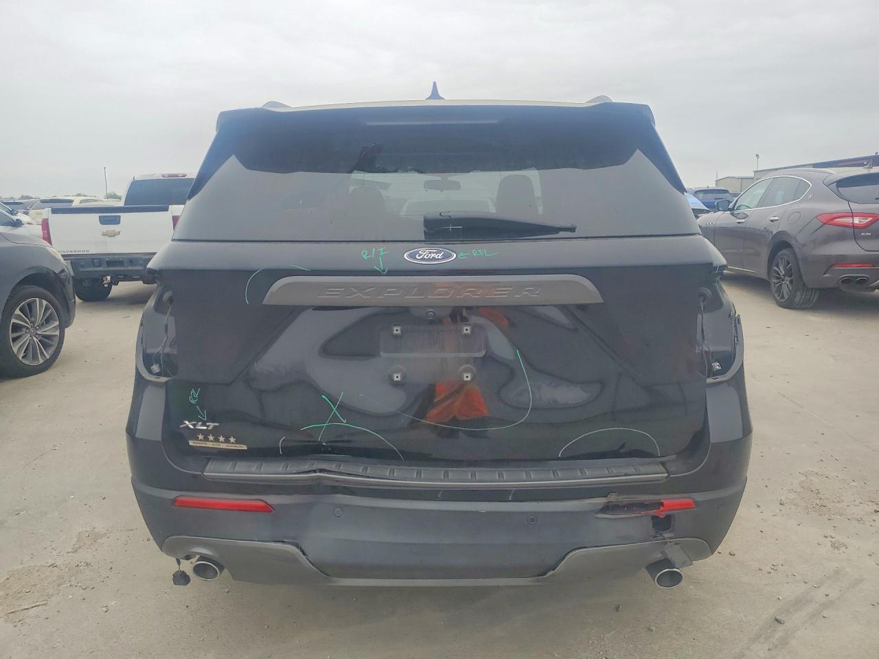 2022 Ford Explorer Xlt Black vin: 1FMSK7DH3NGB42364