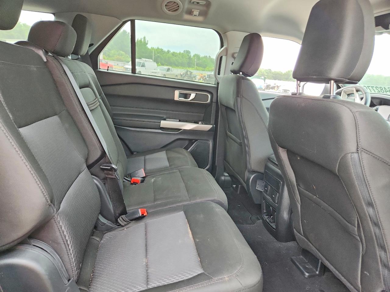 2023 Ford Explorer Xlt White vin: 1FMSK7DH3PGA88017