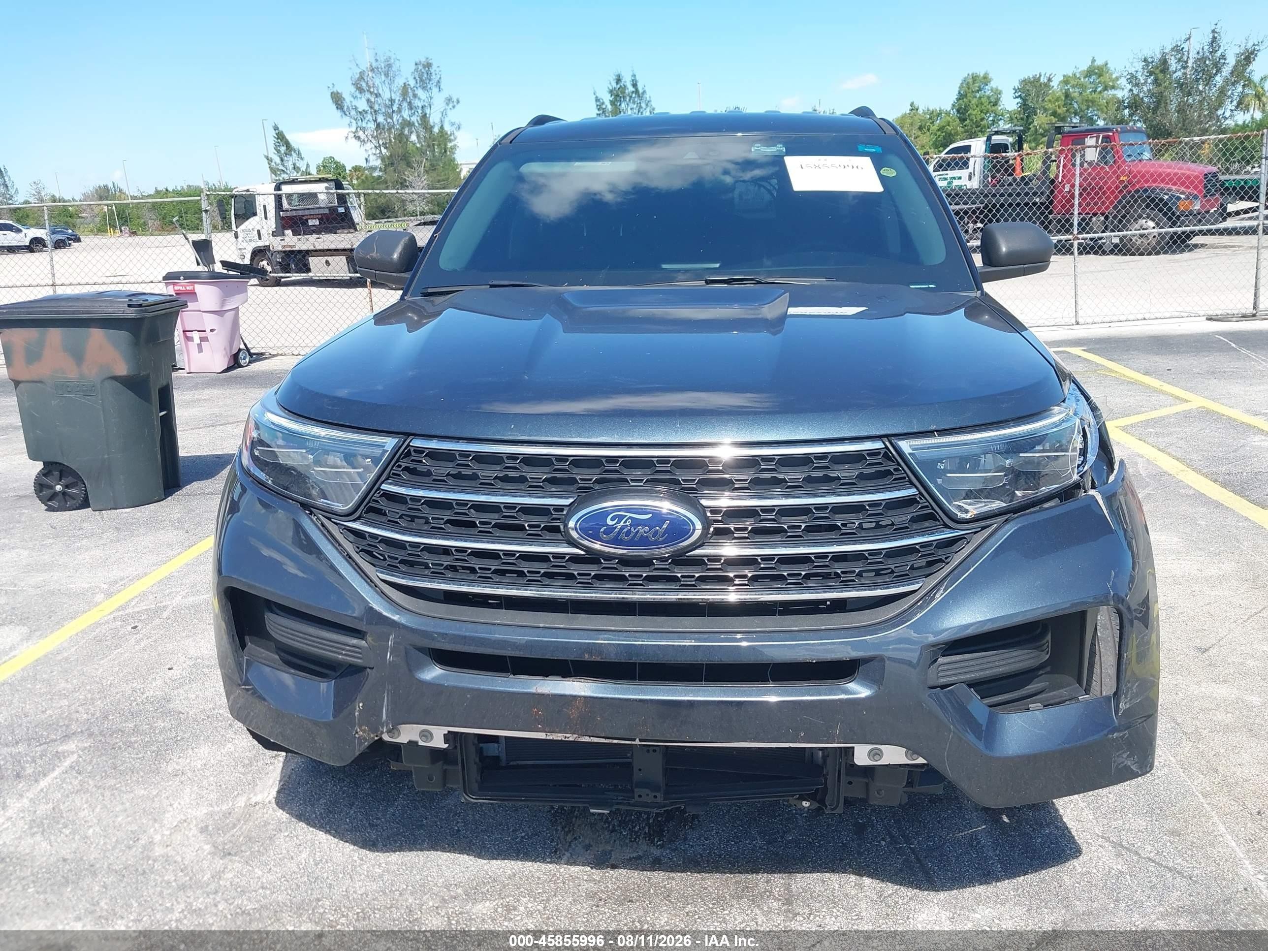 2023 Ford Explorer Xlt Gray vin: 1FMSK7DH3PGA98417