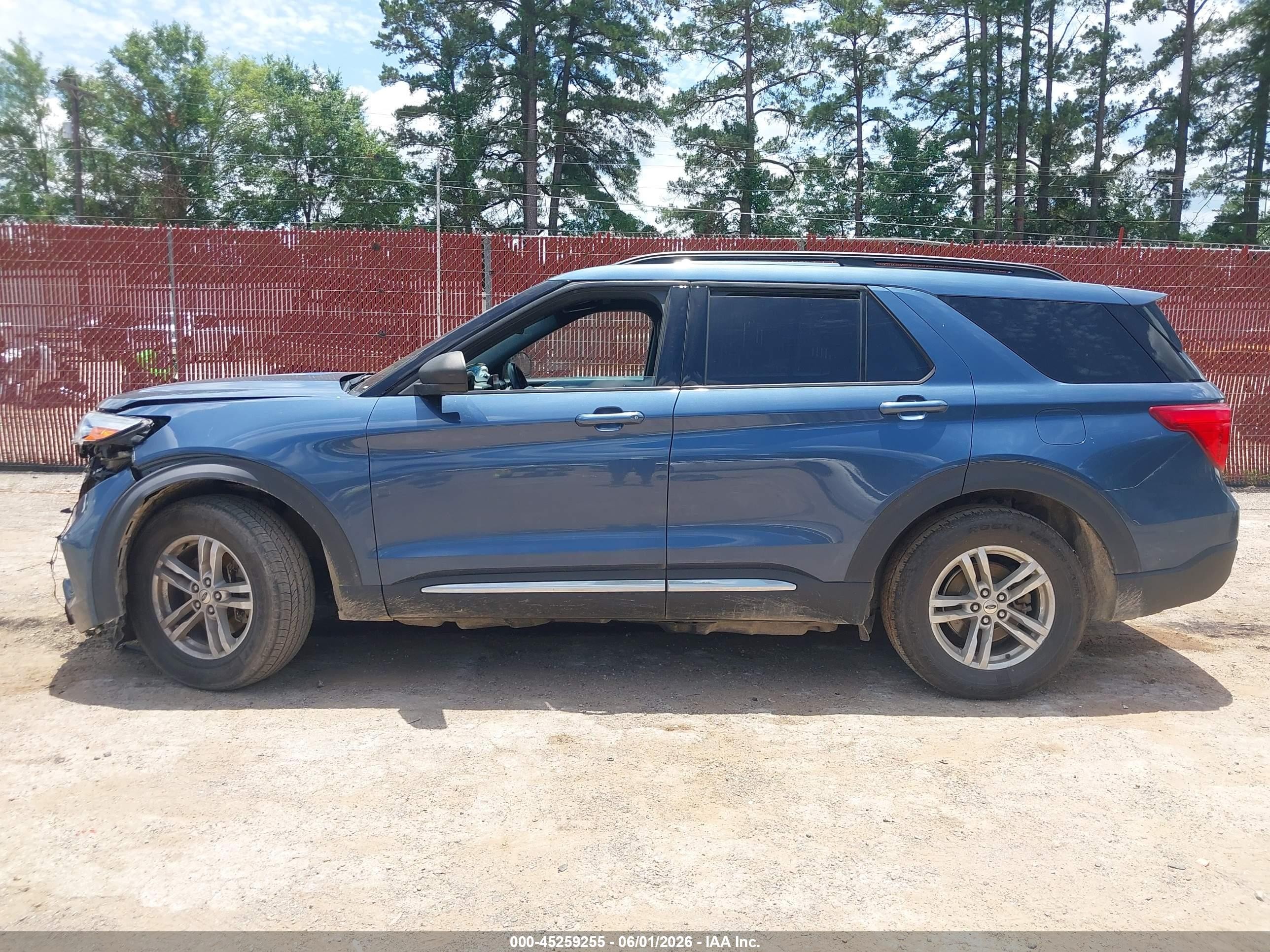 2020 Ford Explorer Xlt Blue vin: 1FMSK7DH4LGB21102