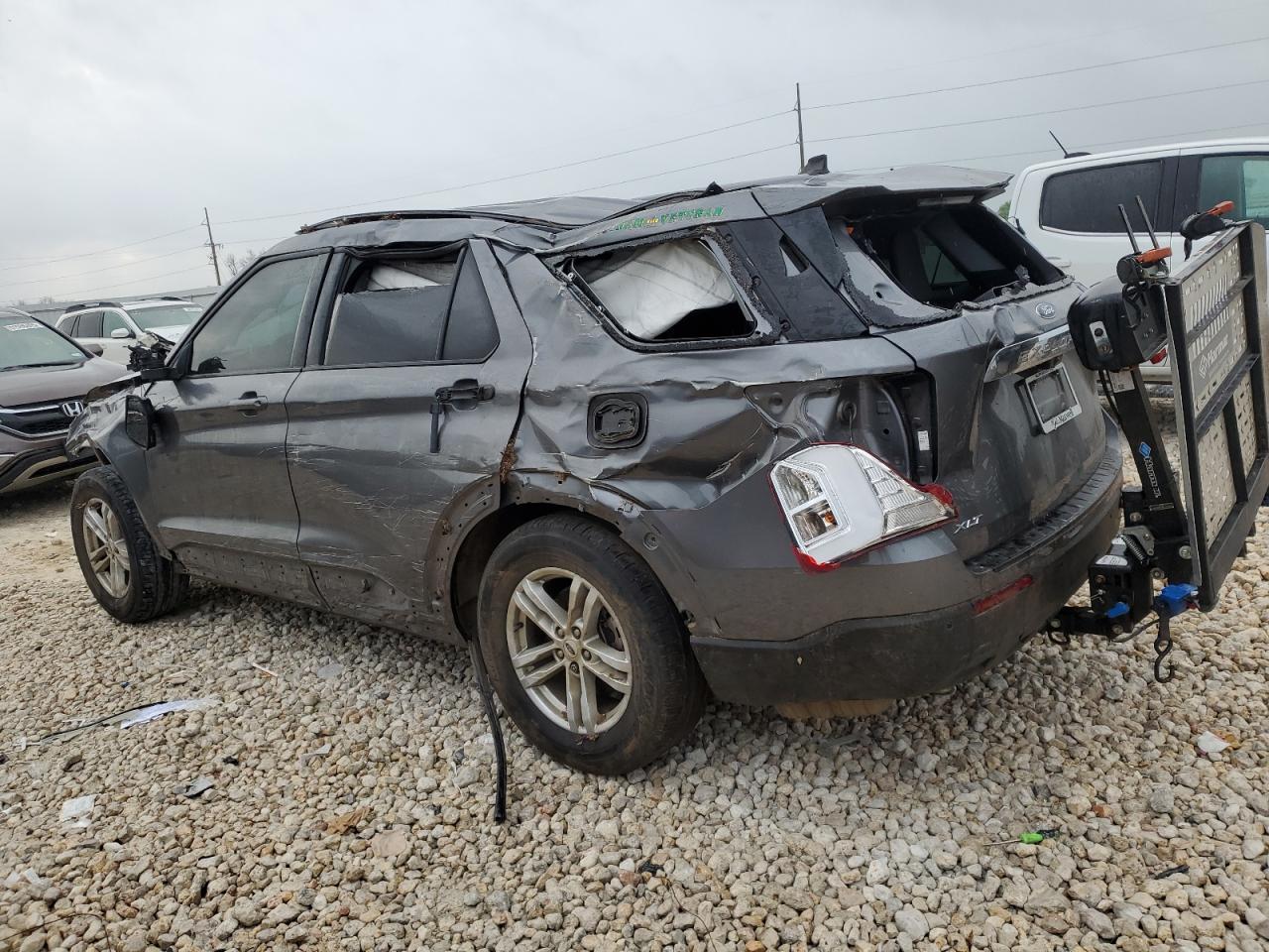 2022 Ford Explorer Xlt Gray vin: 1FMSK7DH4NGA38112