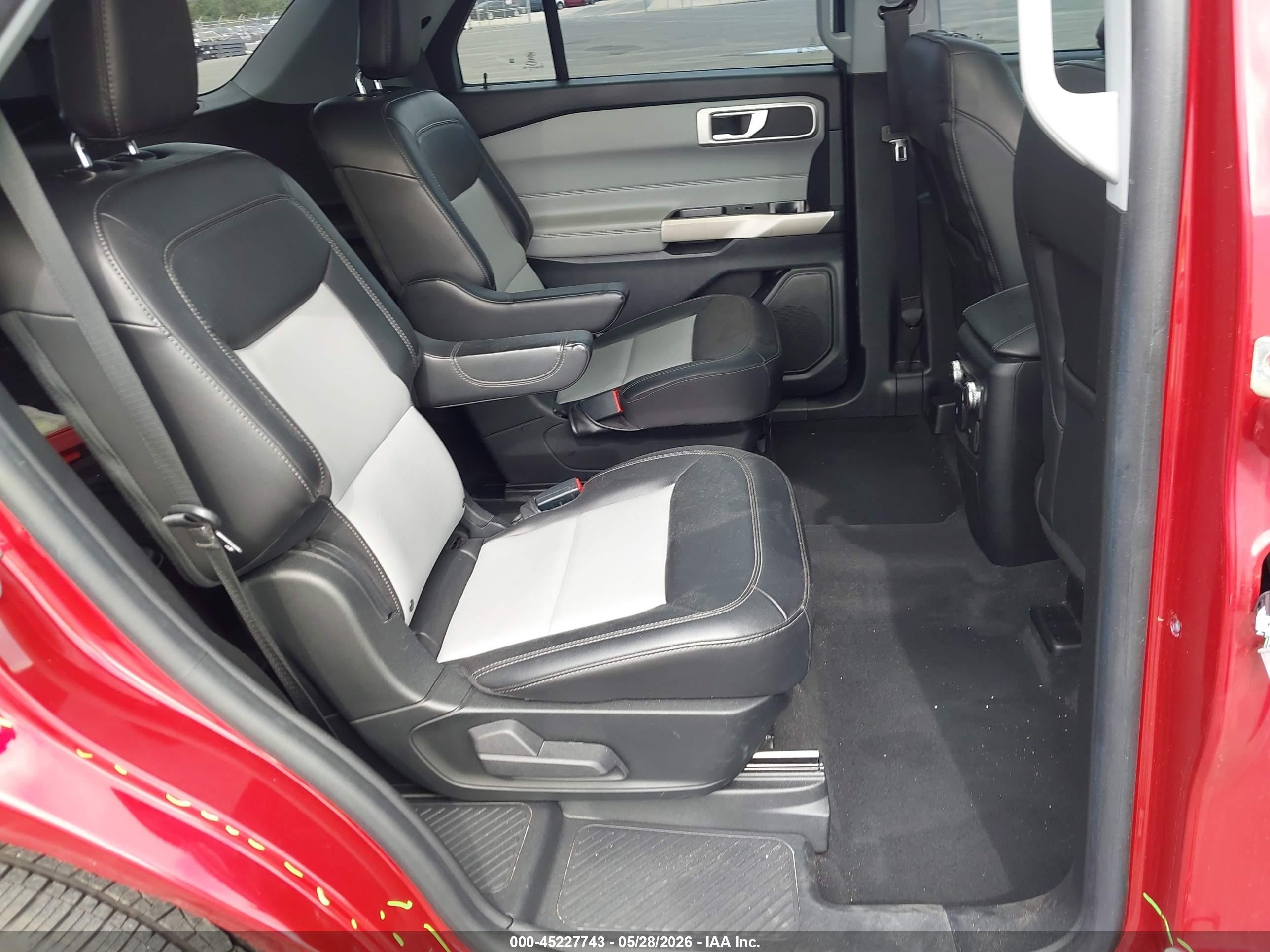 2022 Ford Explorer Xlt Red vin: 1FMSK7DH4NGA73331