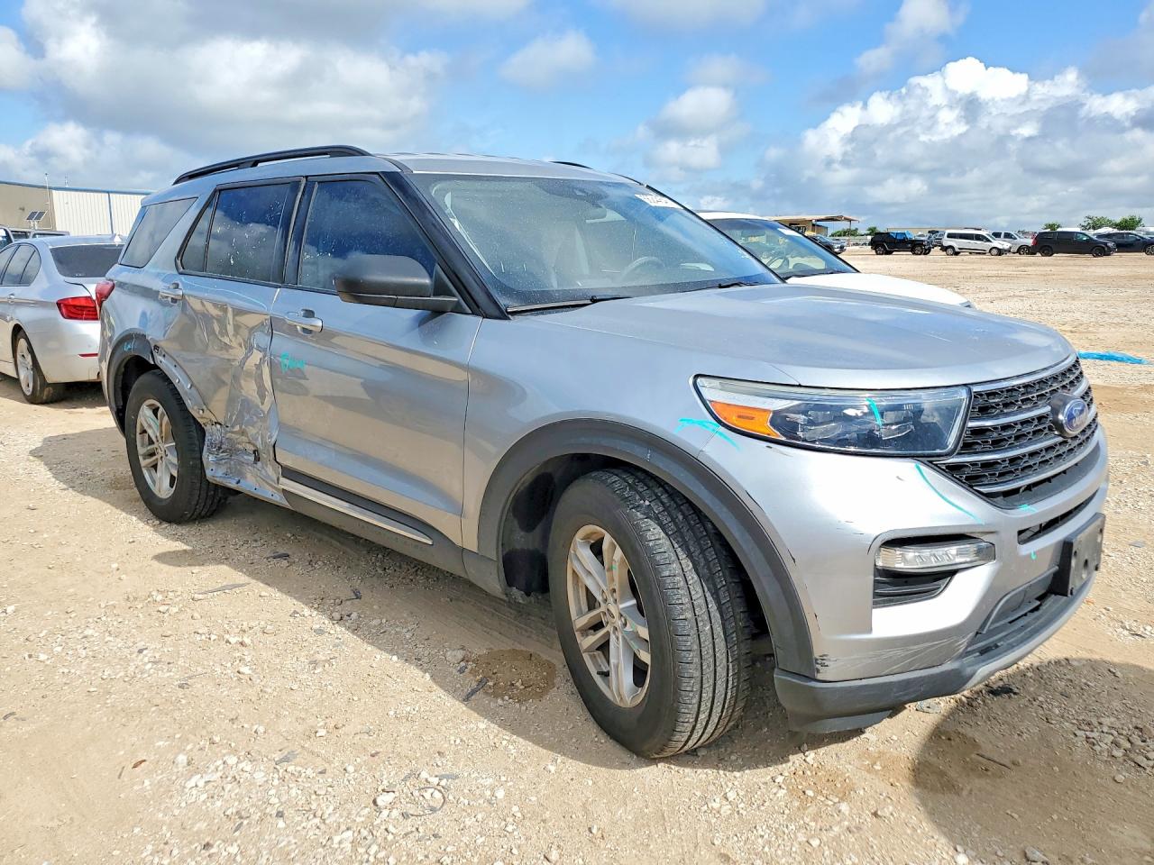 2022 Ford Explorer Xlt Silver vin: 1FMSK7DH4NGB41319