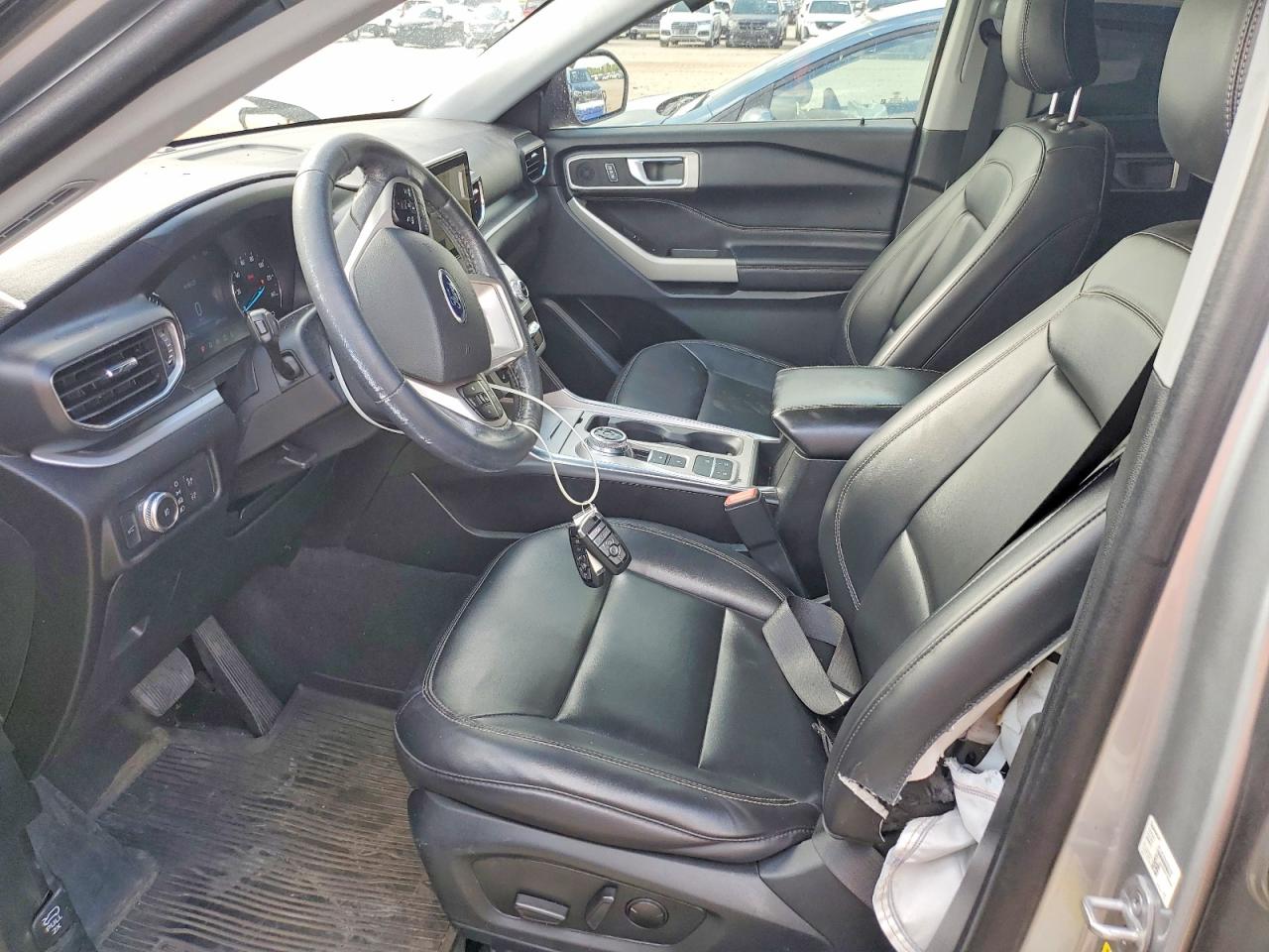 2022 Ford Explorer Xlt Silver vin: 1FMSK7DH4NGB41319