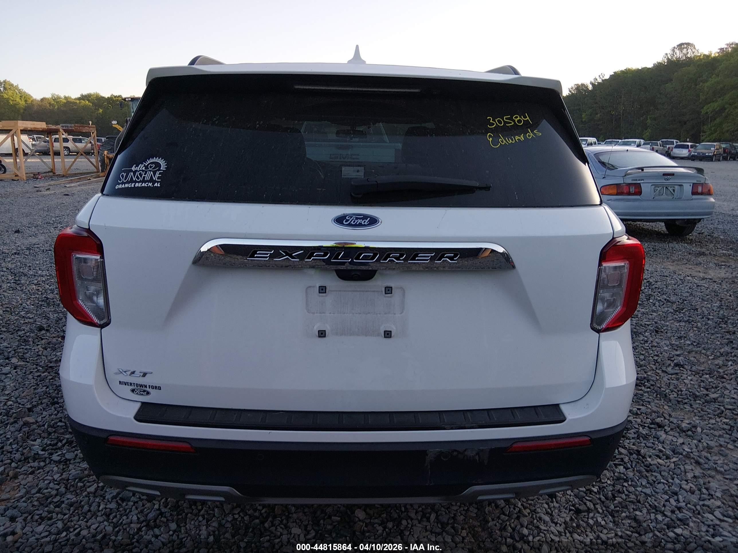 2023 Ford Explorer Xlt White vin: 1FMSK7DH4PGA50019