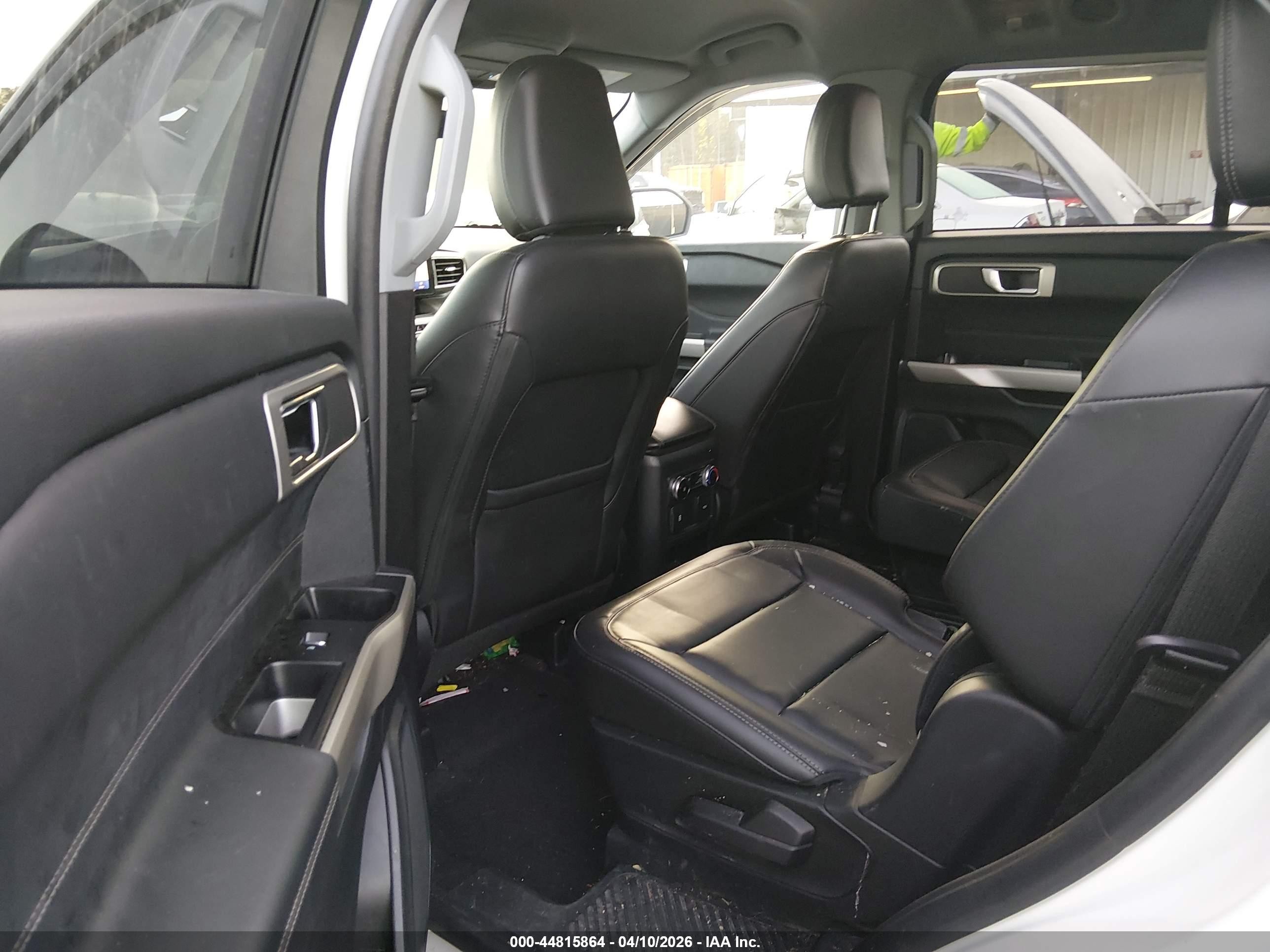 2023 Ford Explorer Xlt White vin: 1FMSK7DH4PGA50019