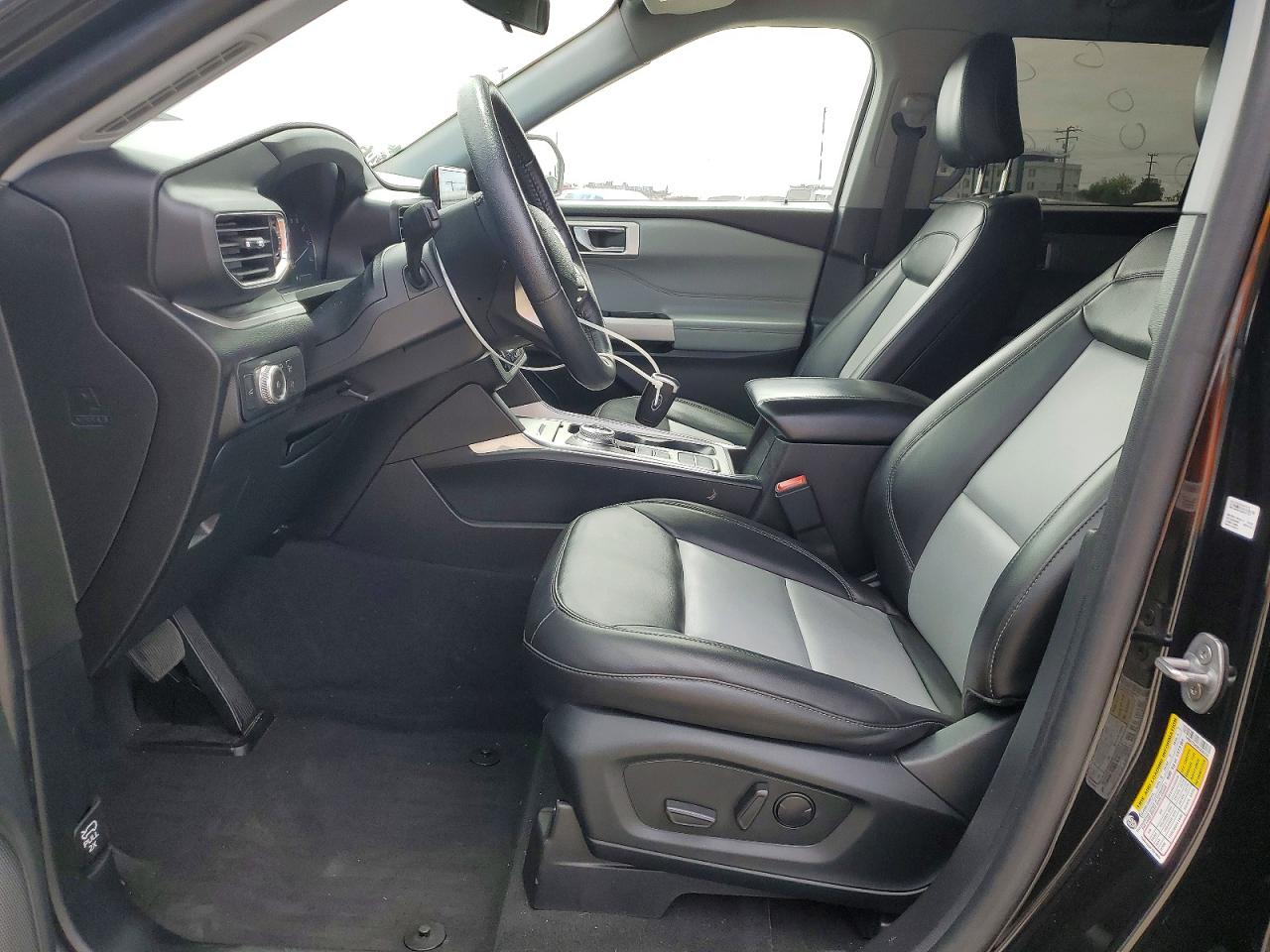 2022 Ford Explorer Xlt Black vin: 1FMSK7DH5NGB66231