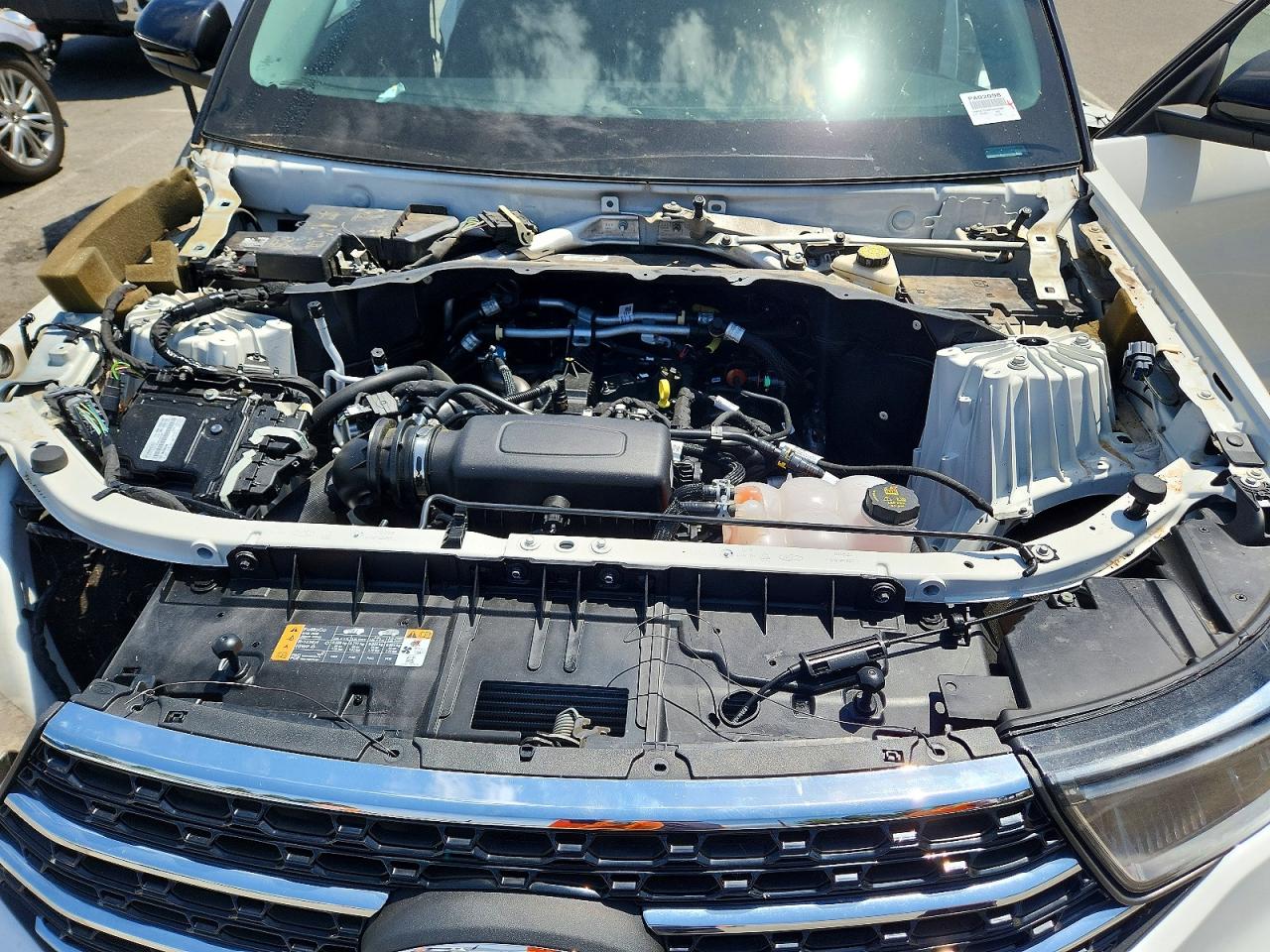 2023 Ford Explorer Xlt Белый vin: 1FMSK7DH6PGA02098