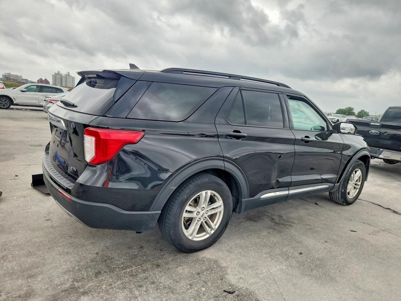 2023 Ford Explorer Xlt Black vin: 1FMSK7DH6PGA59577