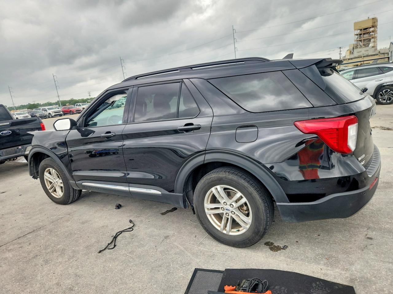 2023 Ford Explorer Xlt Black vin: 1FMSK7DH6PGA59577
