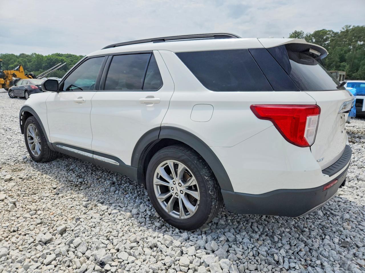 2022 Ford Explorer Xlt Белый vin: 1FMSK7DH8NGA31793