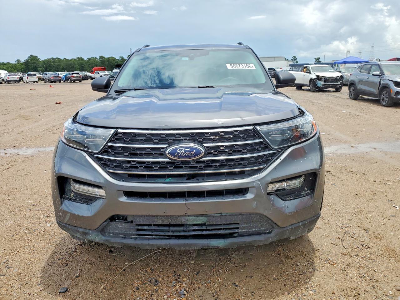 2023 Ford Explorer Xlt Silver vin: 1FMSK7DH8PGB30567