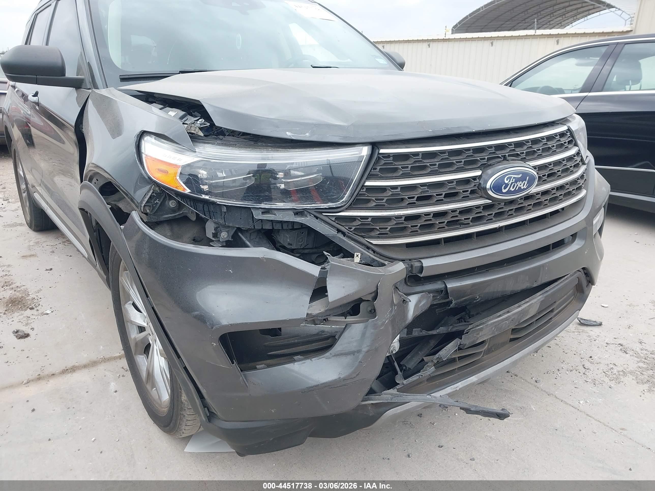 2020 Ford Explorer Xlt Gray vin: 1FMSK7DH9LGB51714