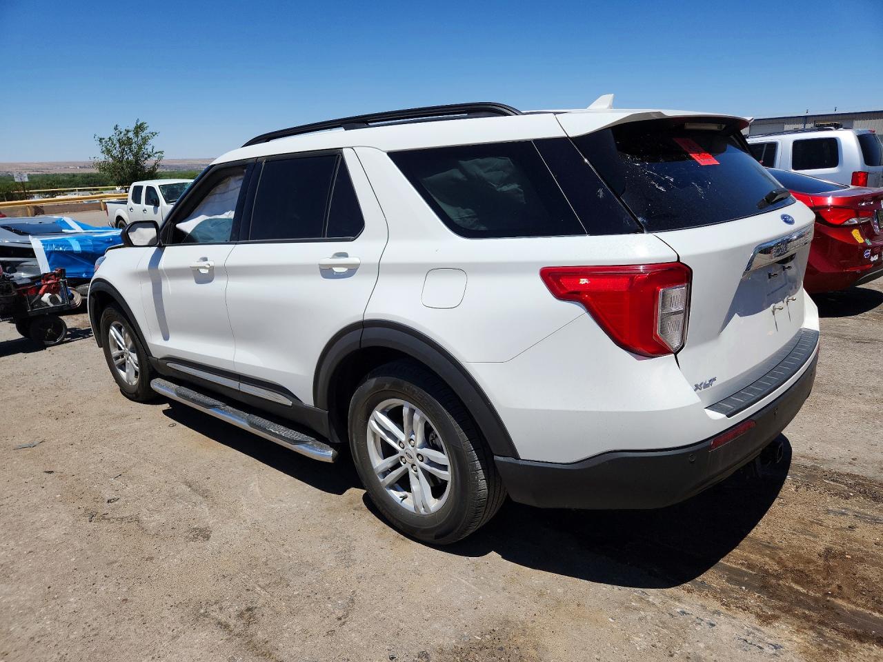 2023 Ford Explorer Xlt White vin: 1FMSK7DH9PGC26210