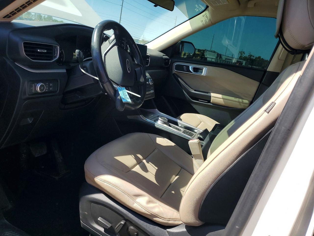 2020 Ford Explorer Xlt White vin: 1FMSK7DHXLGA34899