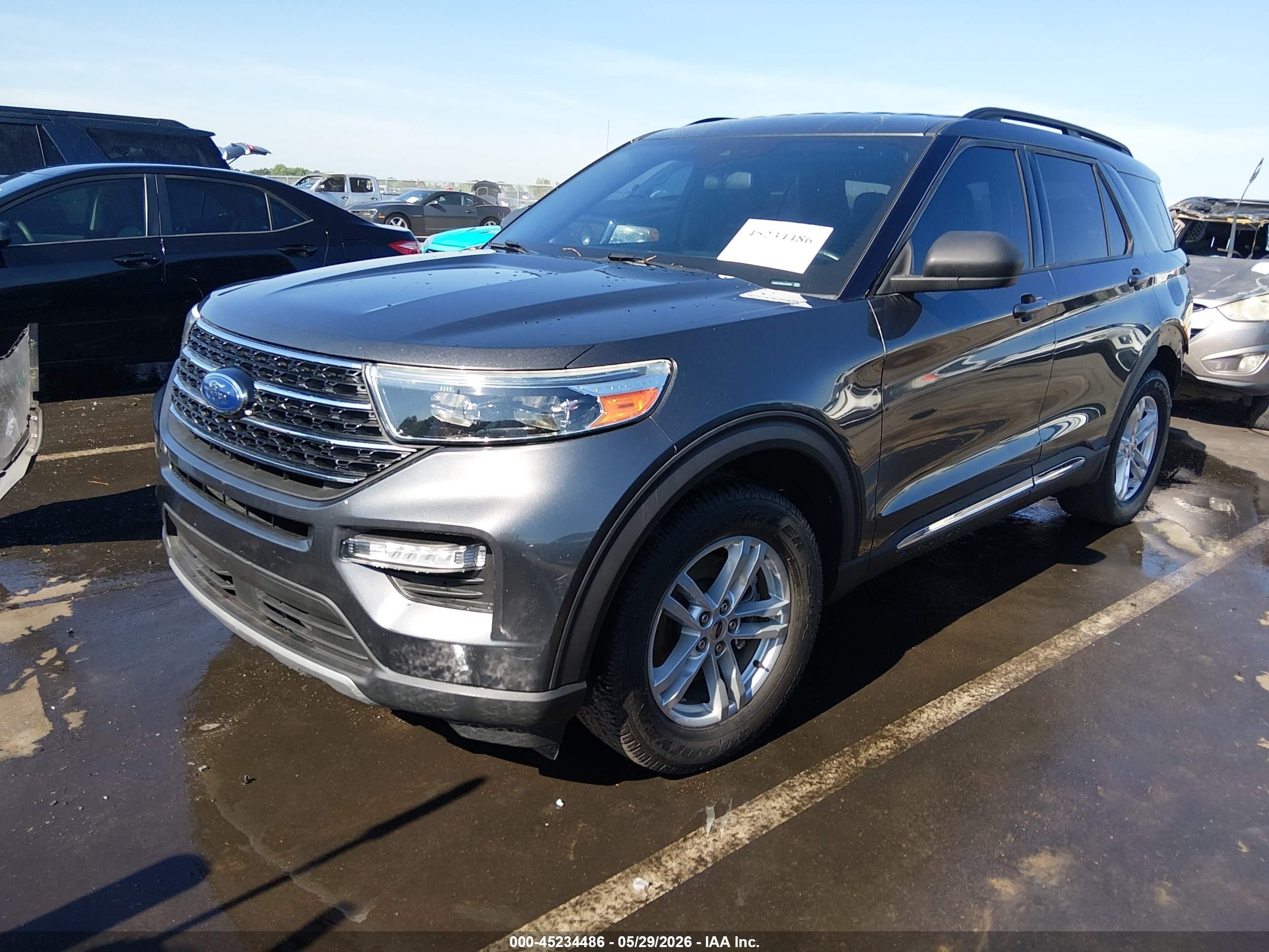 2020 Ford Explorer Xlt Серый vin: 1FMSK7DHXLGA88607