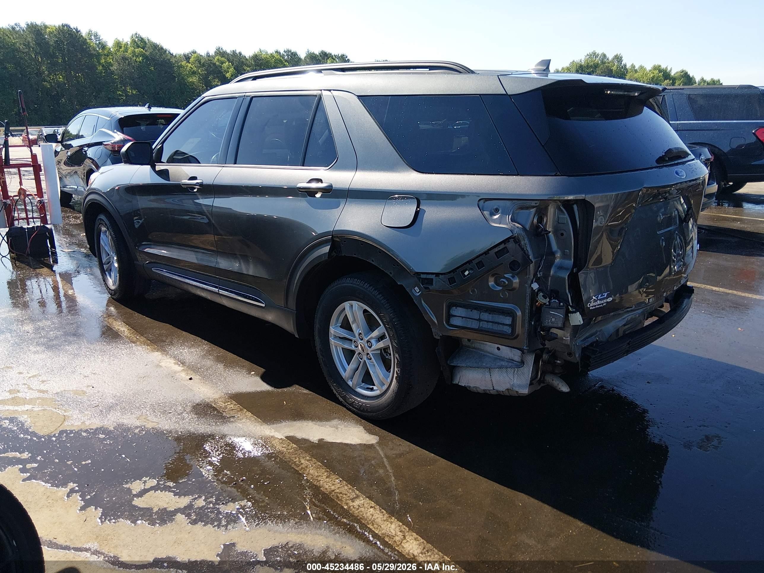 2020 Ford Explorer Xlt Серый vin: 1FMSK7DHXLGA88607
