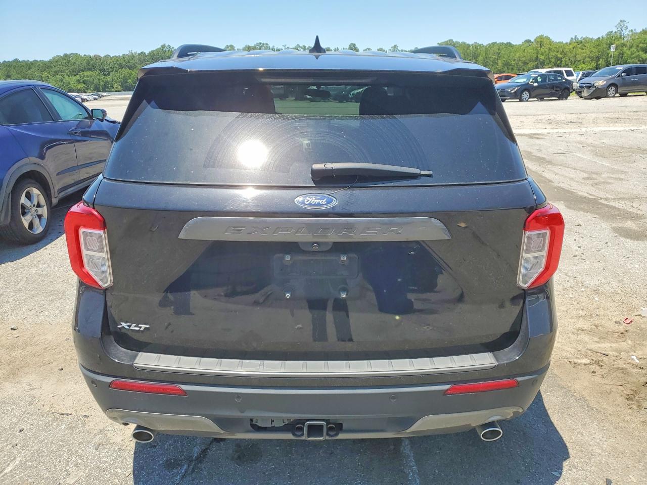 2023 Ford Explorer Xlt Черный vin: 1FMSK7DHXPGA73952