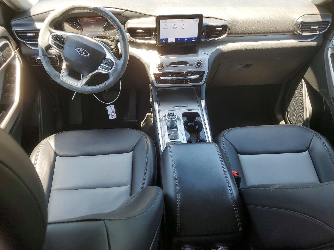 2023 Ford Explorer Xlt Черный vin: 1FMSK7DHXPGA73952