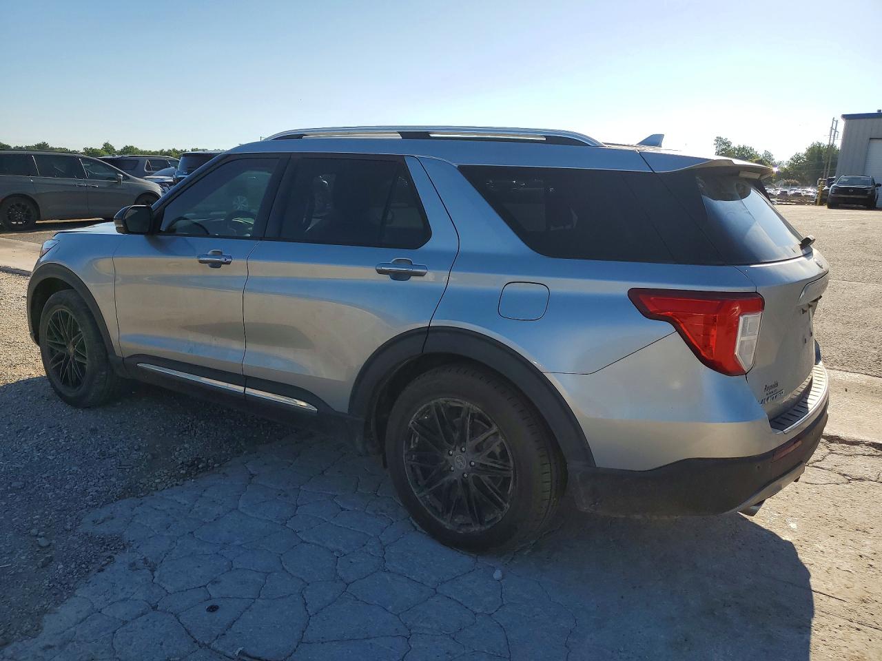 2020 Ford Explorer Limited Серебряный vin: 1FMSK7FH3LGC58786