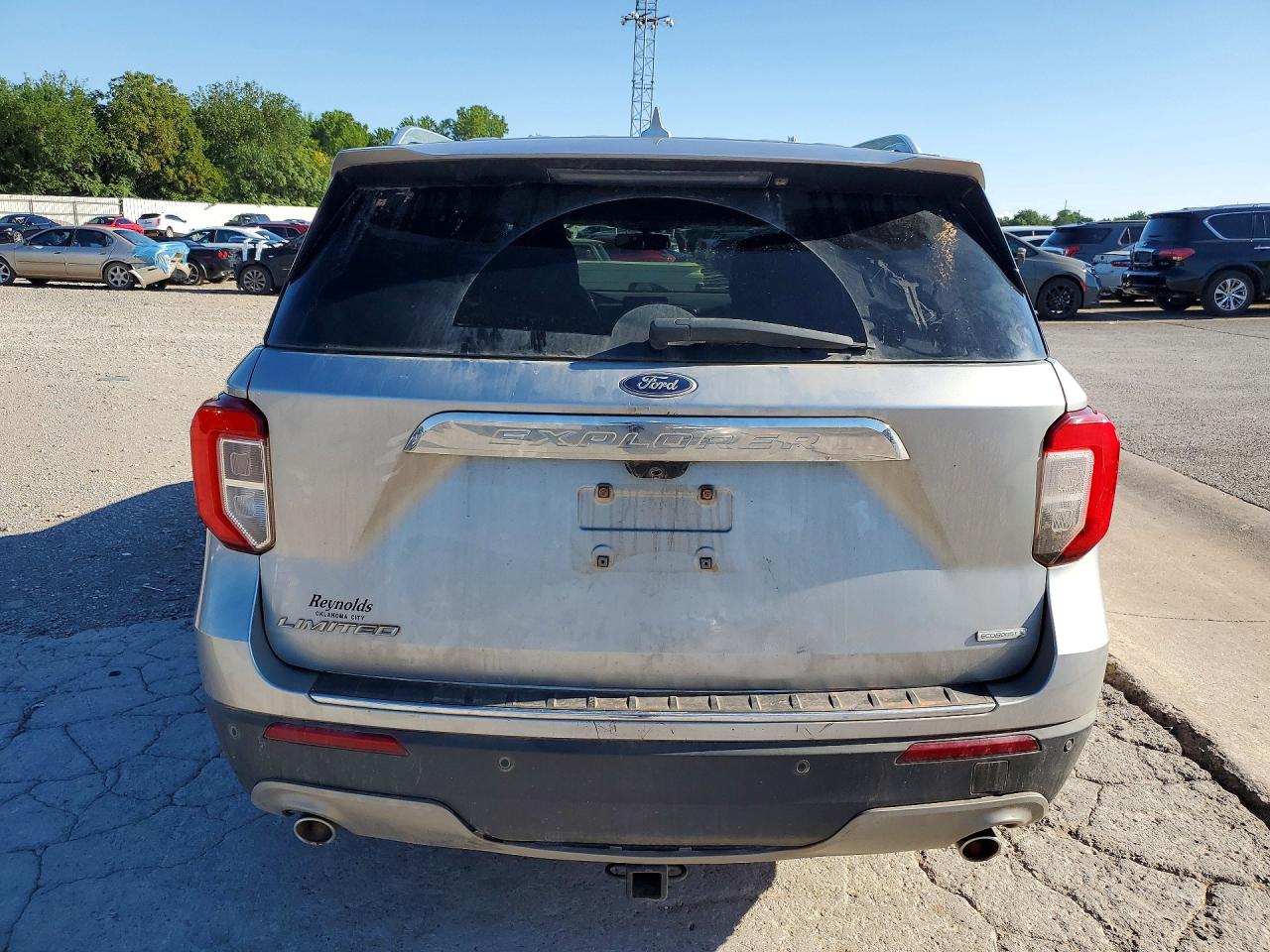 2020 Ford Explorer Limited Серебряный vin: 1FMSK7FH3LGC58786