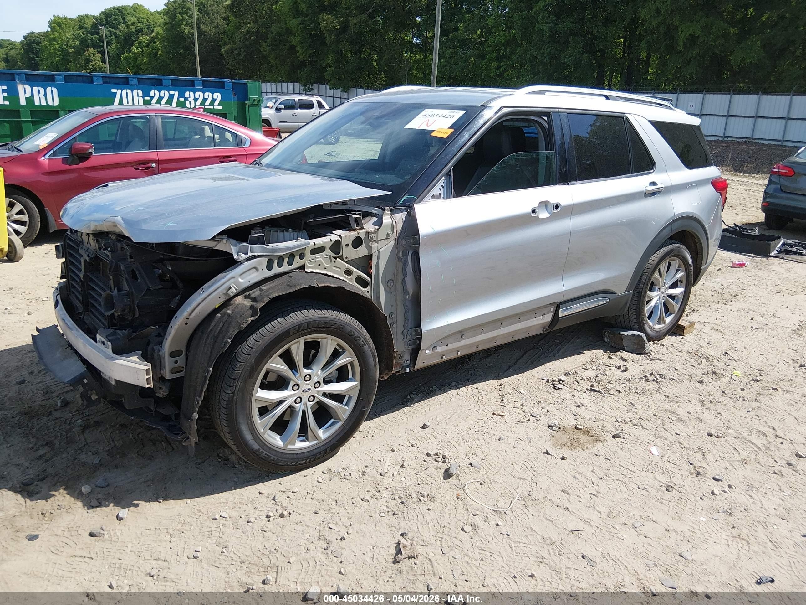 2021 Ford Explorer Limited Серебряный vin: 1FMSK7FH8MGB34000