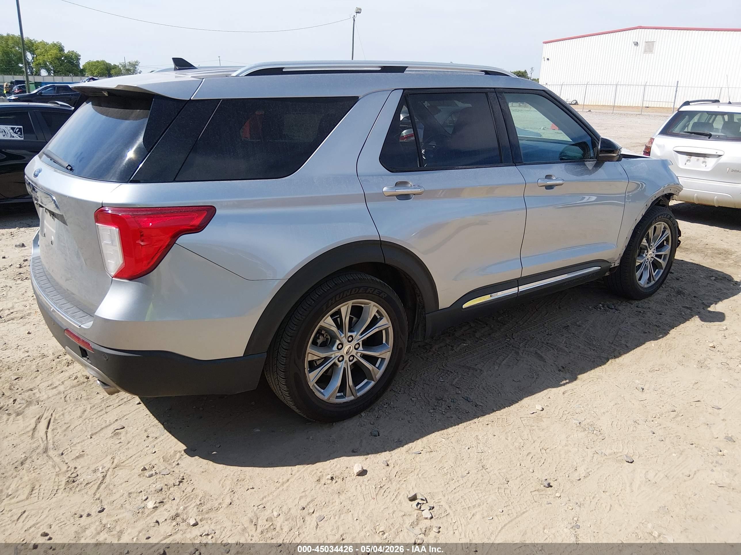 2021 Ford Explorer Limited Серебряный vin: 1FMSK7FH8MGB34000