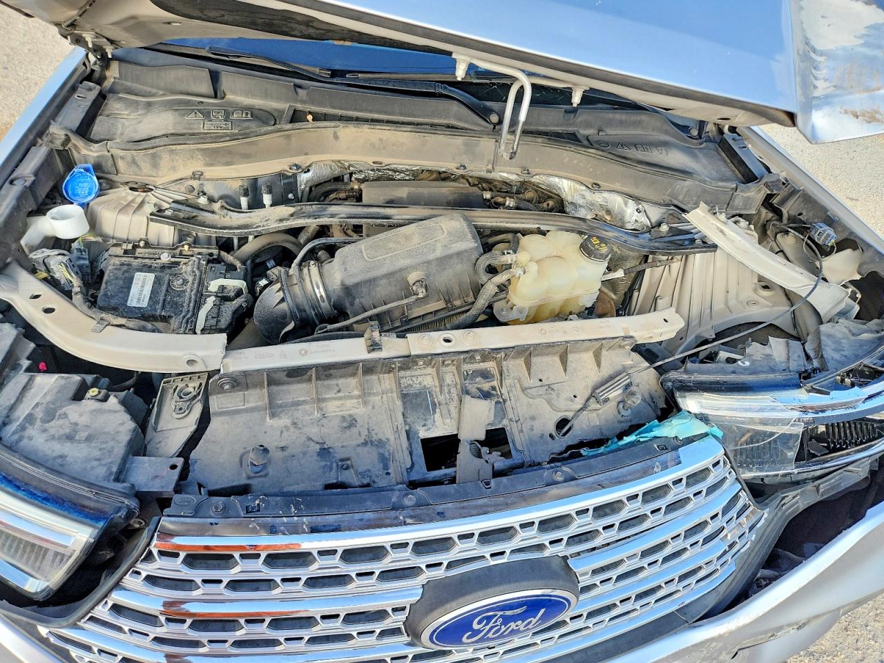 2020 Ford Explorer Limited Silver vin: 1FMSK7FH9LGA26743