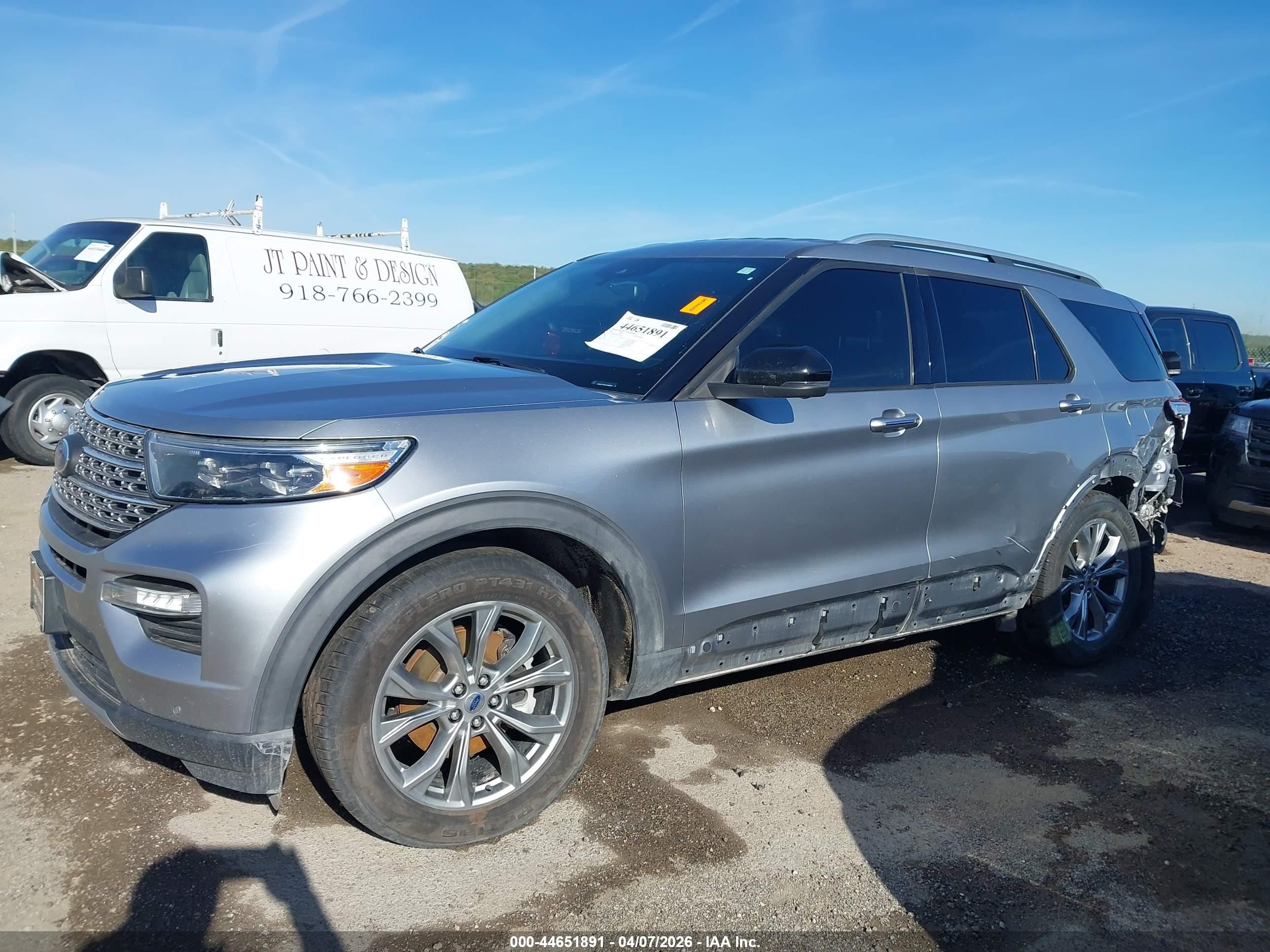 2020 Ford Explorer Limited Silver vin: 1FMSK7FH9LGB68221